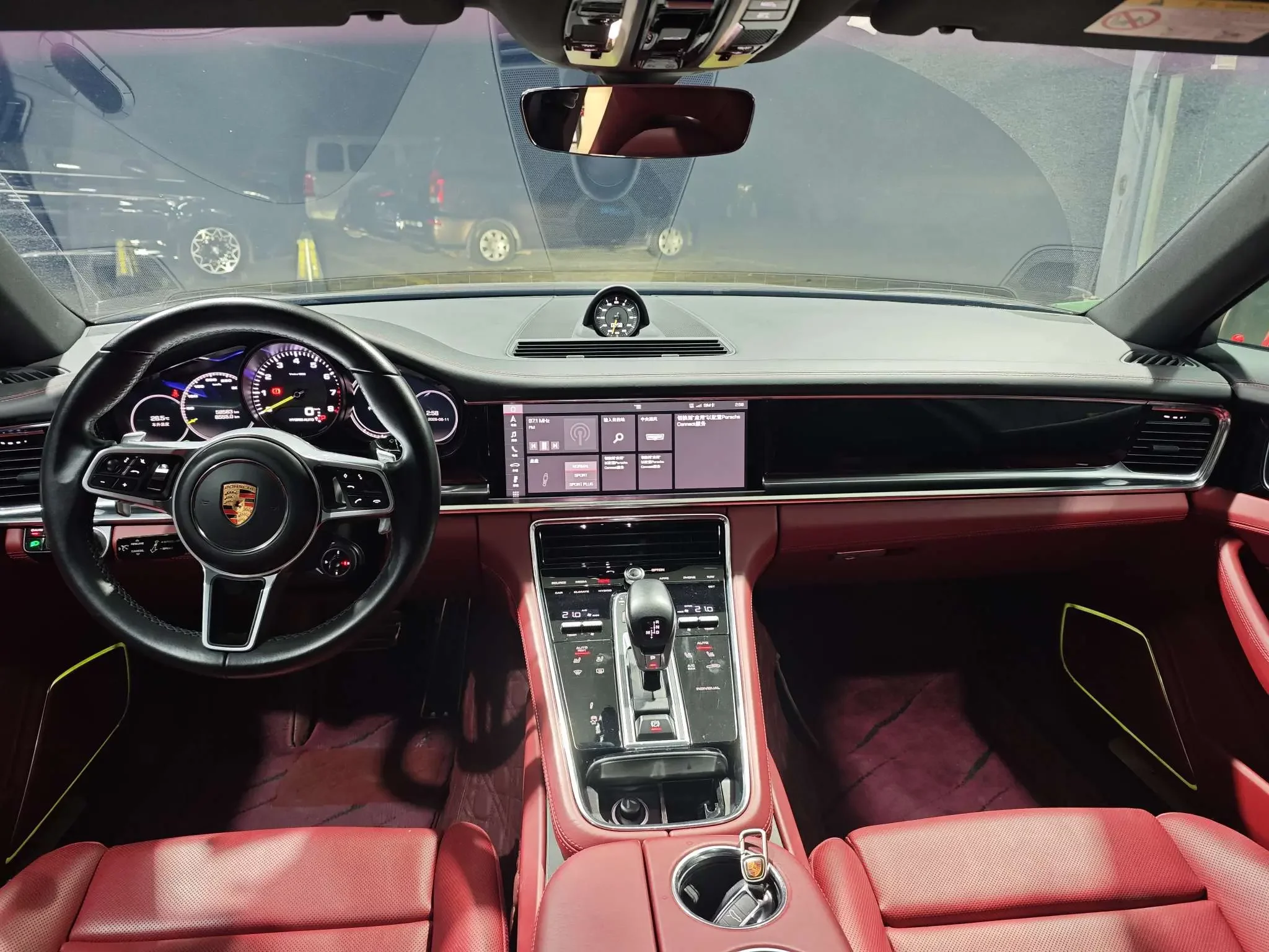 Porsche Panamera E-Hybrid