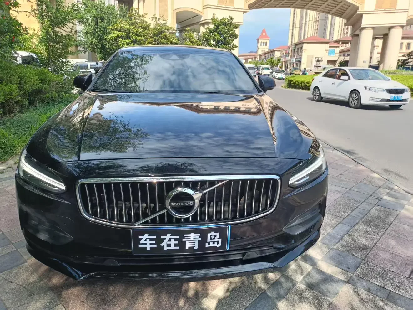 Volvo S90