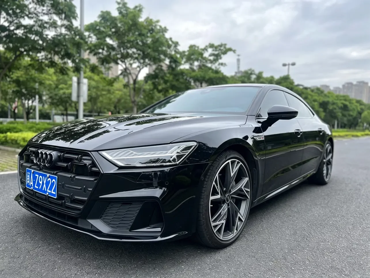 Audi A7L