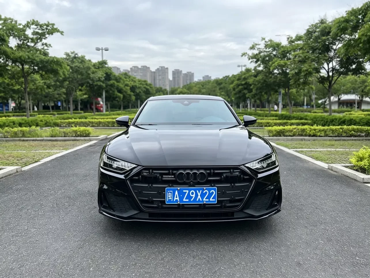 Audi A7L