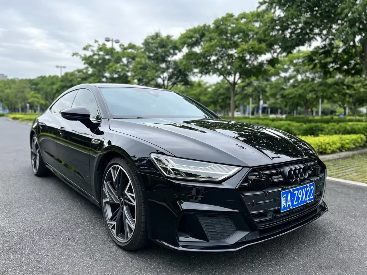 Audi A7L
