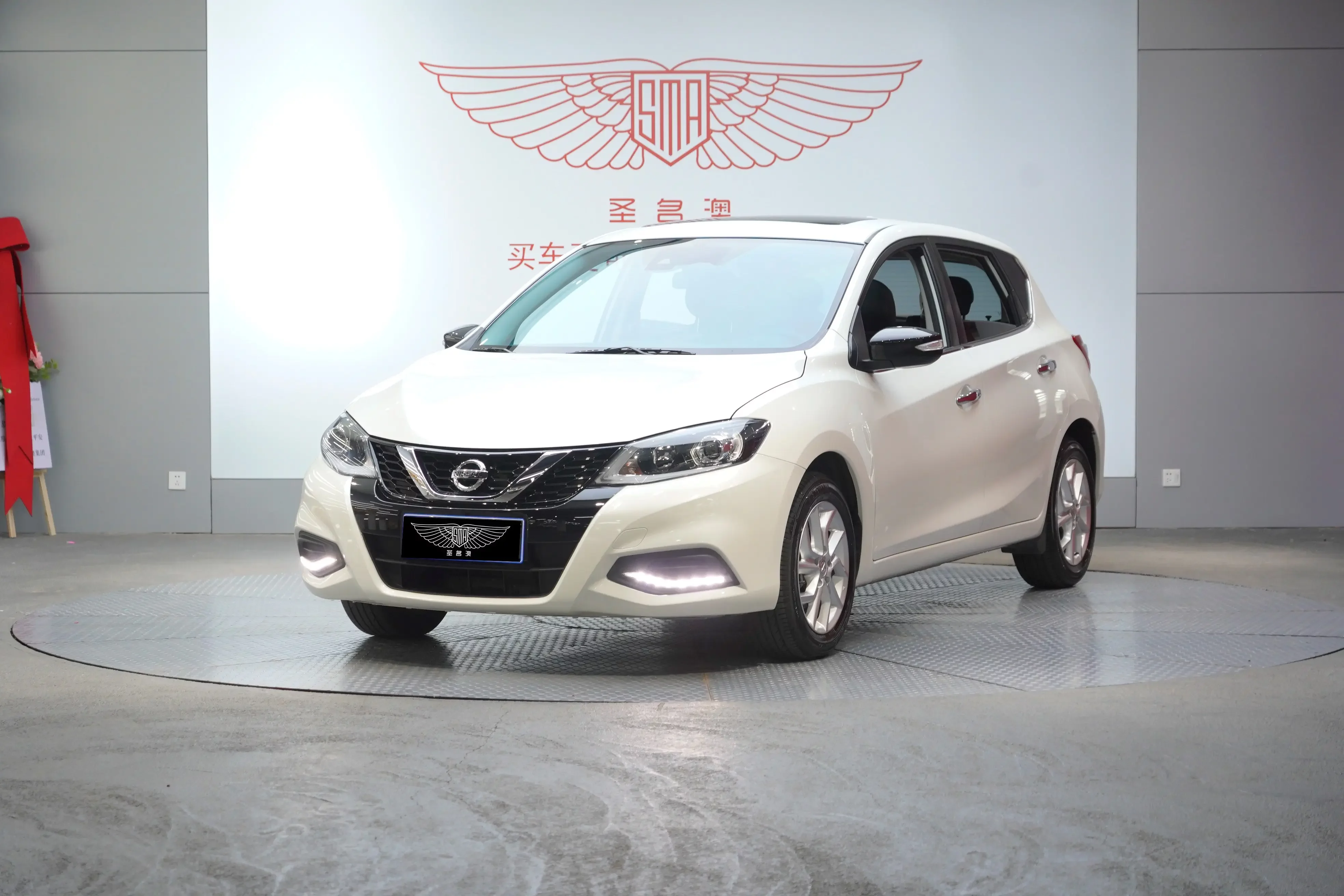 Nissan Tiida
