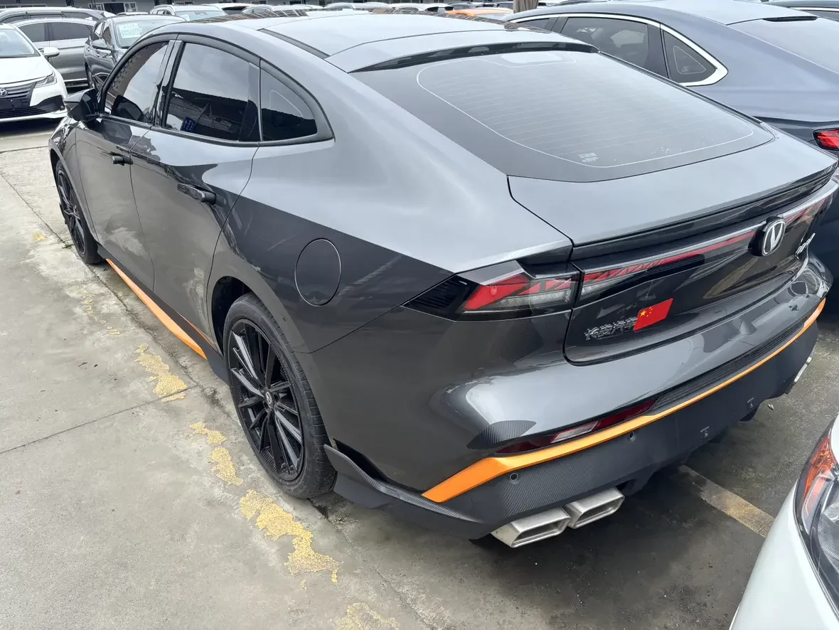 Changan UNI-V