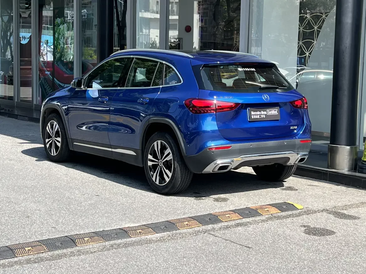 Mercedes-Benz GLA