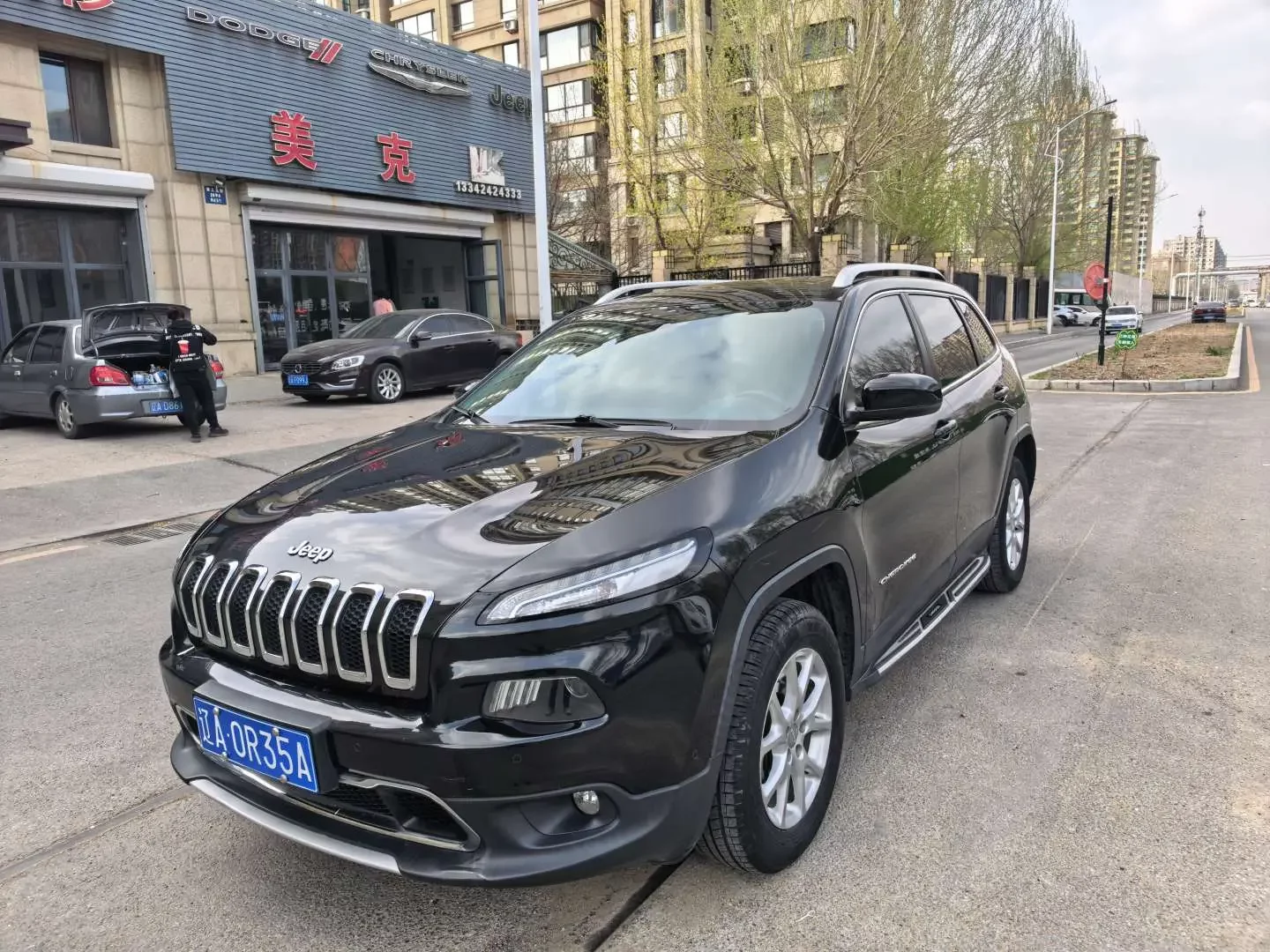 Jeep Cherokee  из Китая