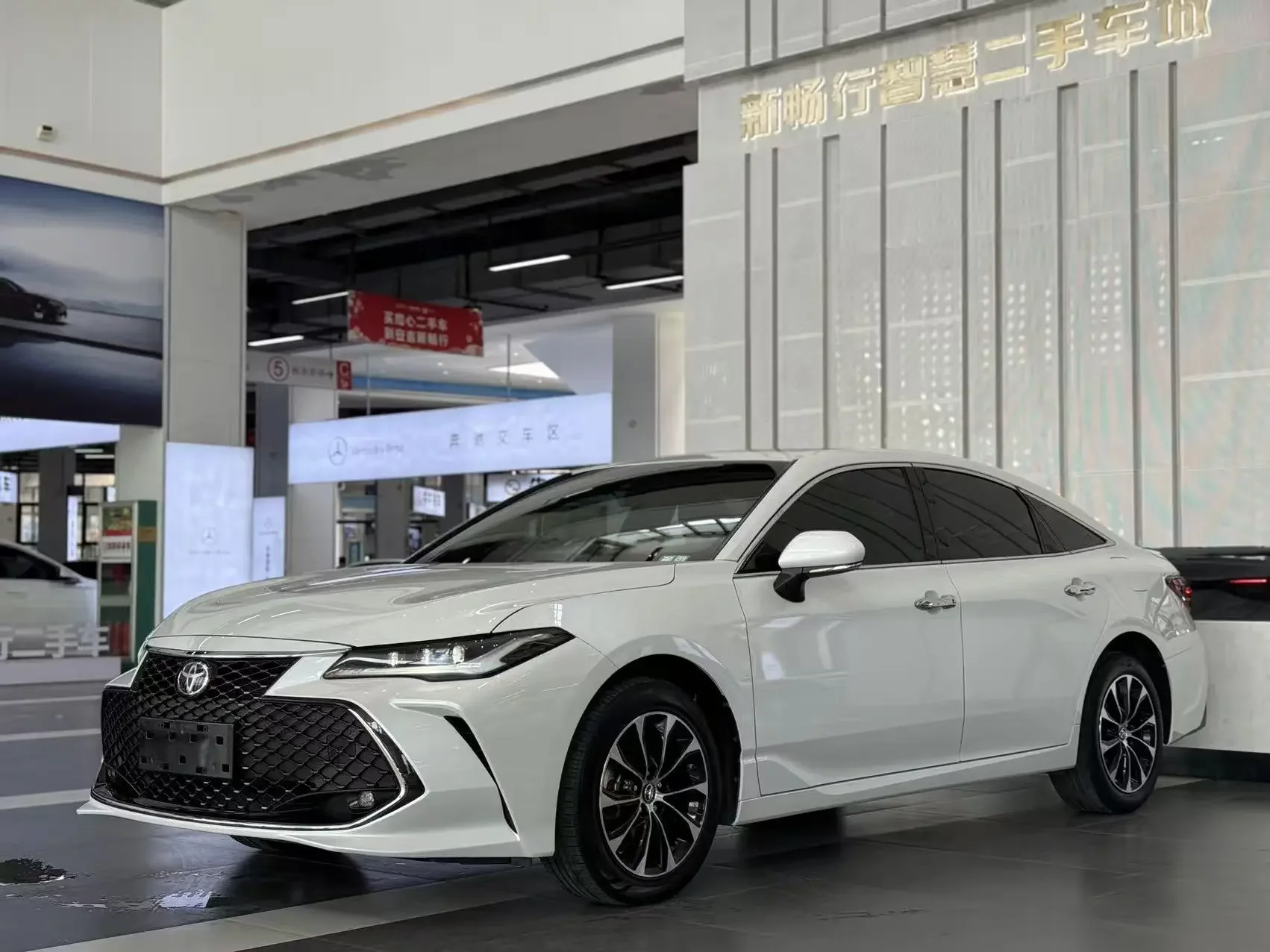 Toyota Avalon