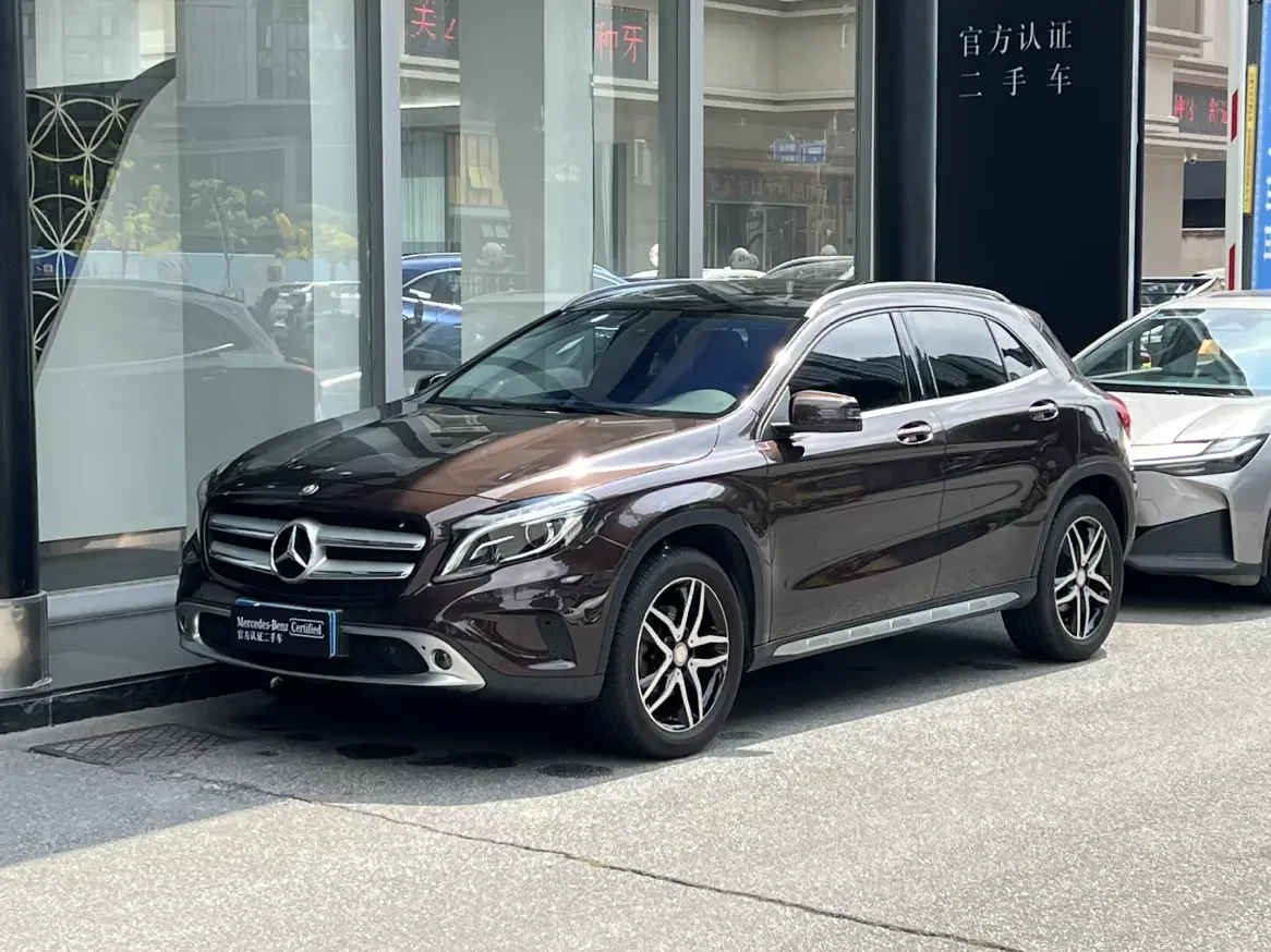 Mercedes-Benz GLA