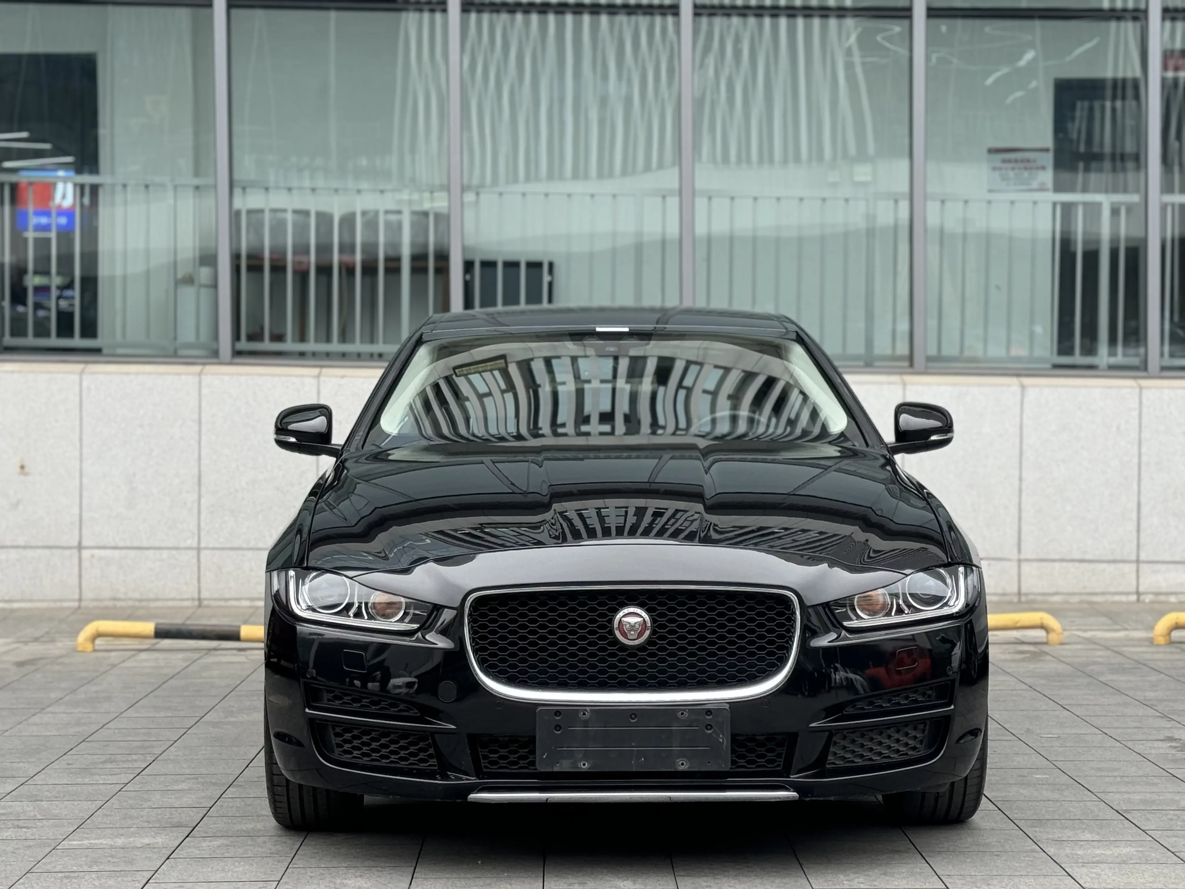 Jaguar XEL