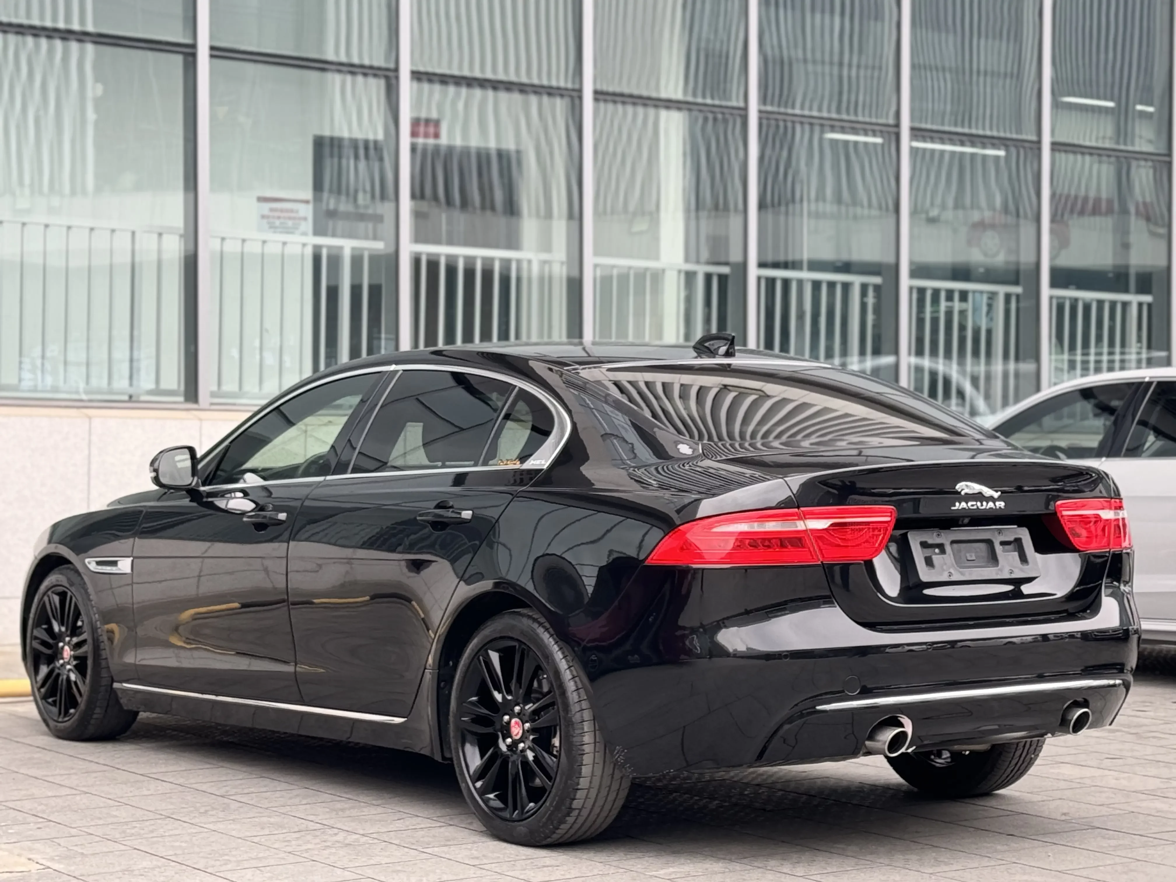 Jaguar XEL