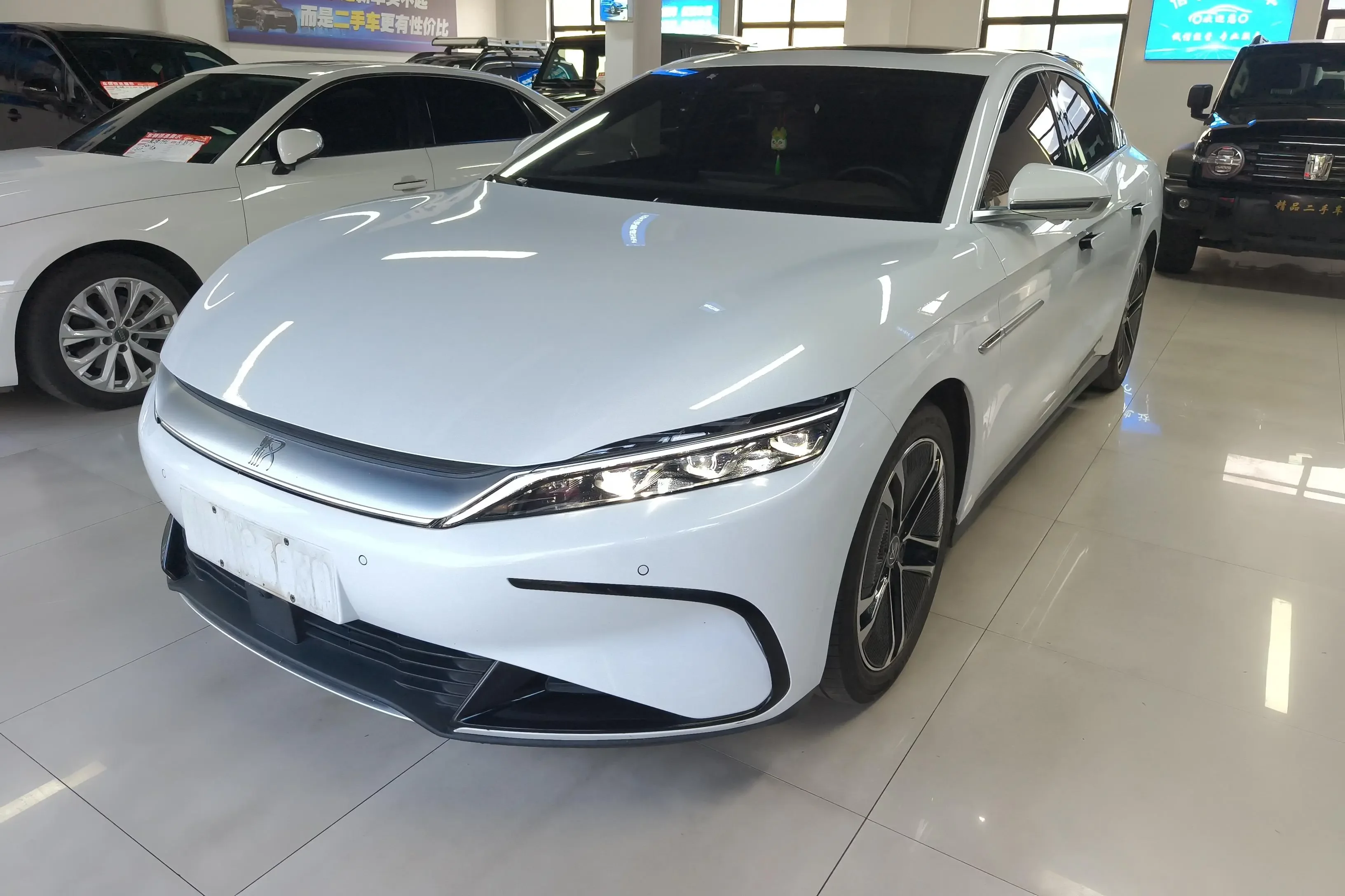 BYD Han EV