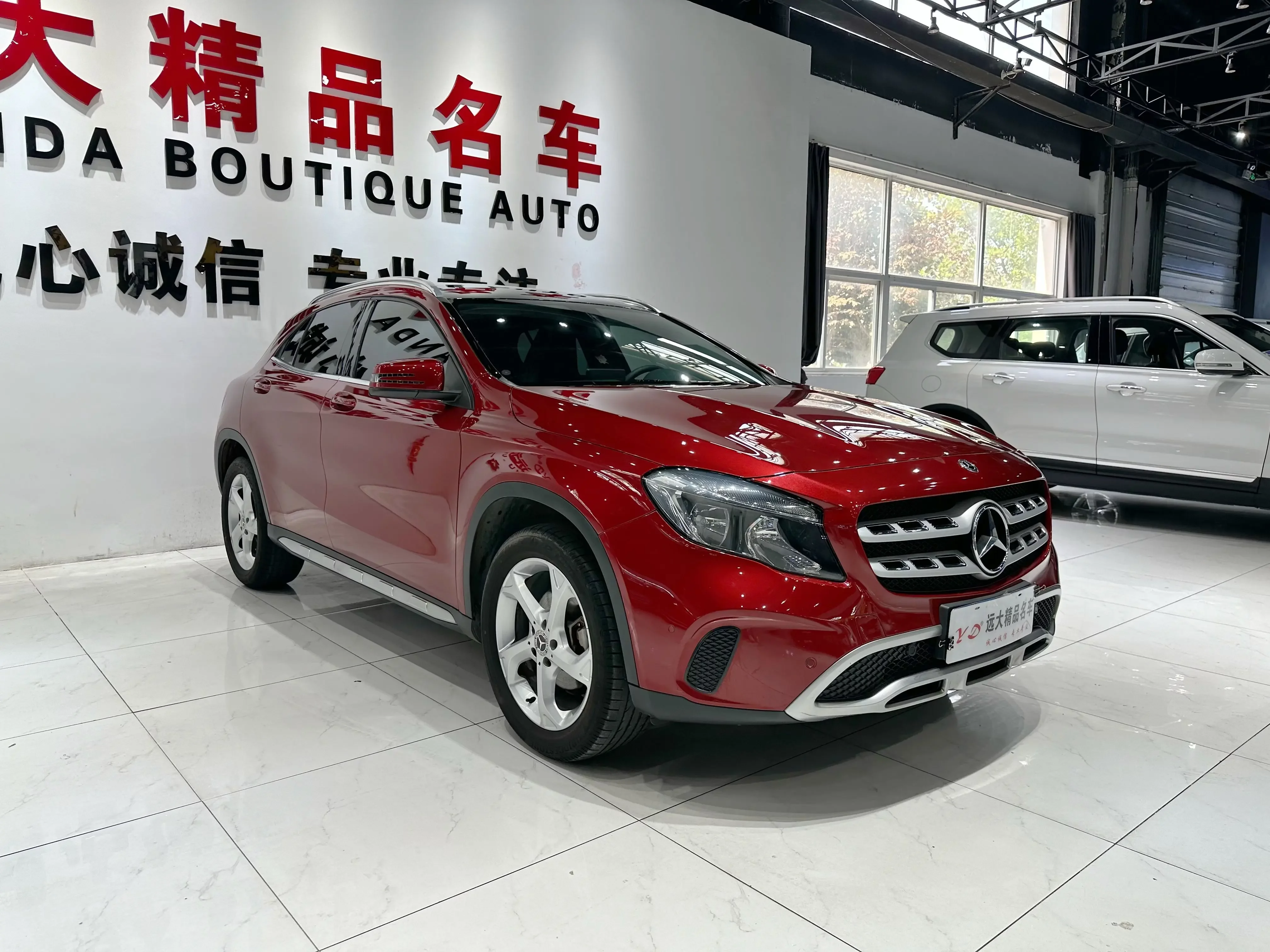 Mercedes-Benz GLA