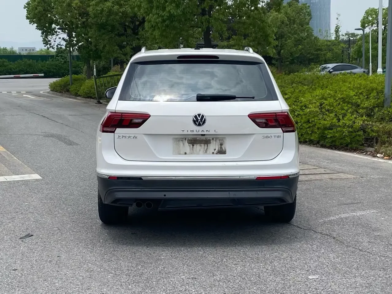 Volkswagen Tiguan L