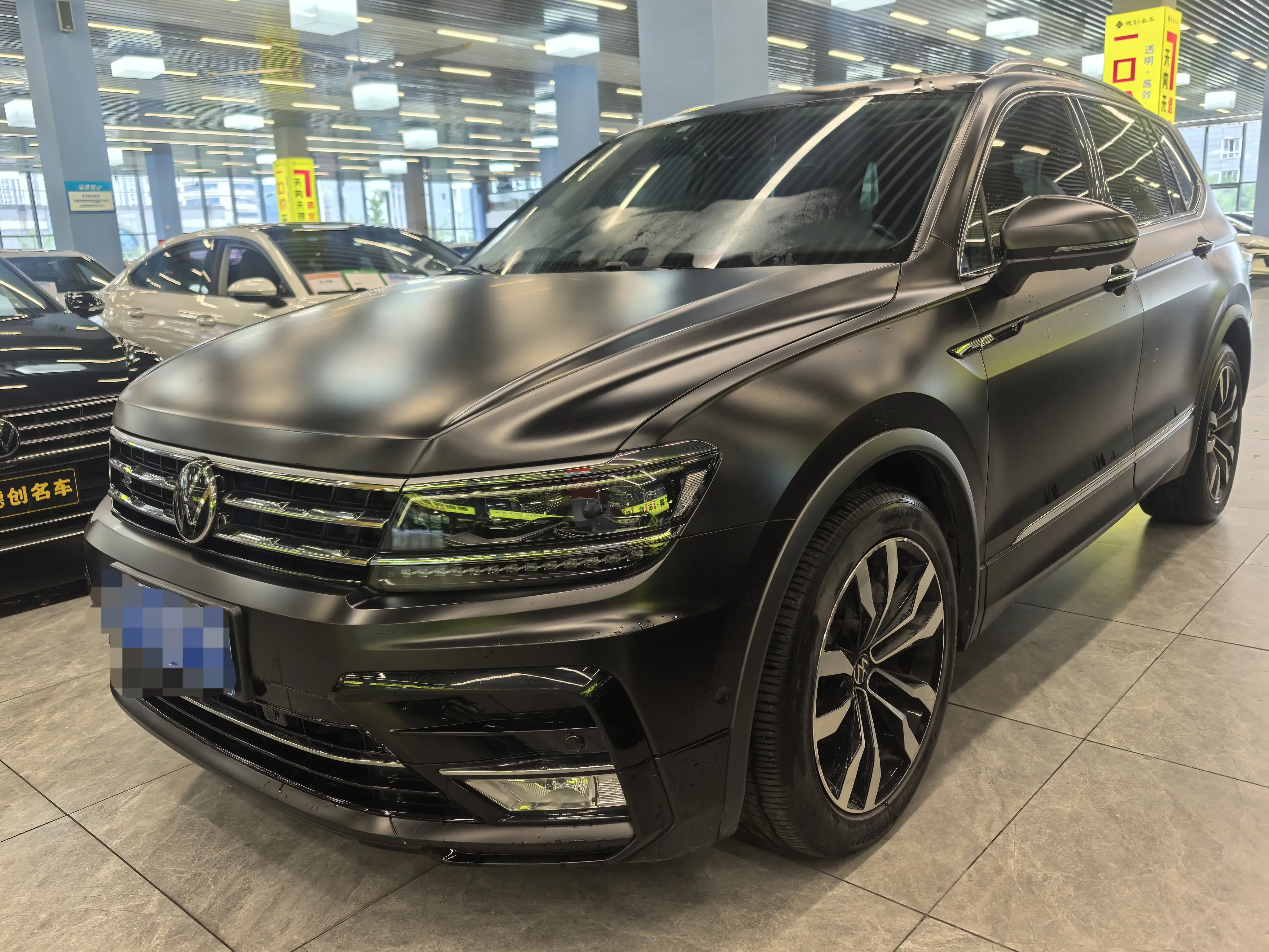 Volkswagen Tiguan L
