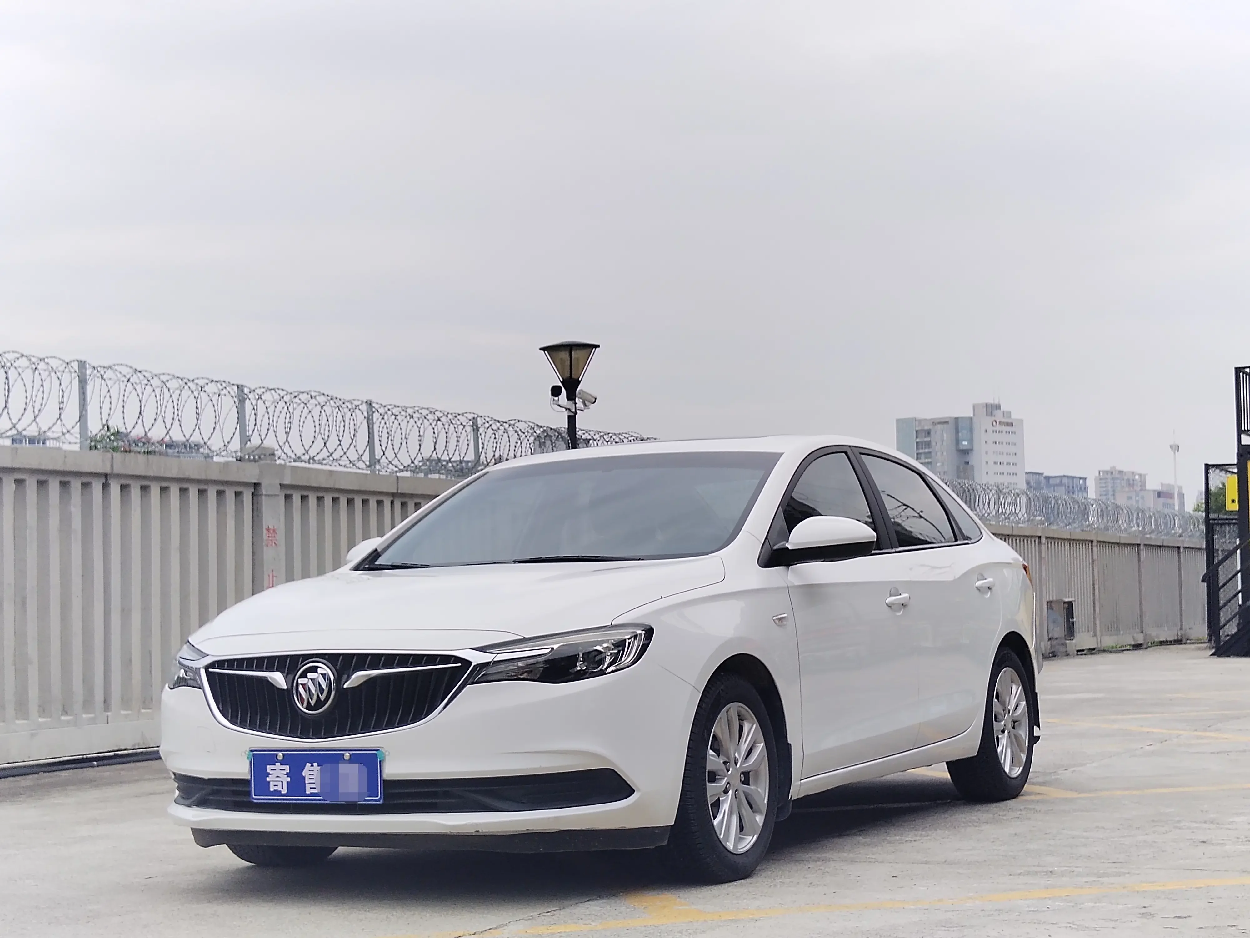 Buick Yinglang