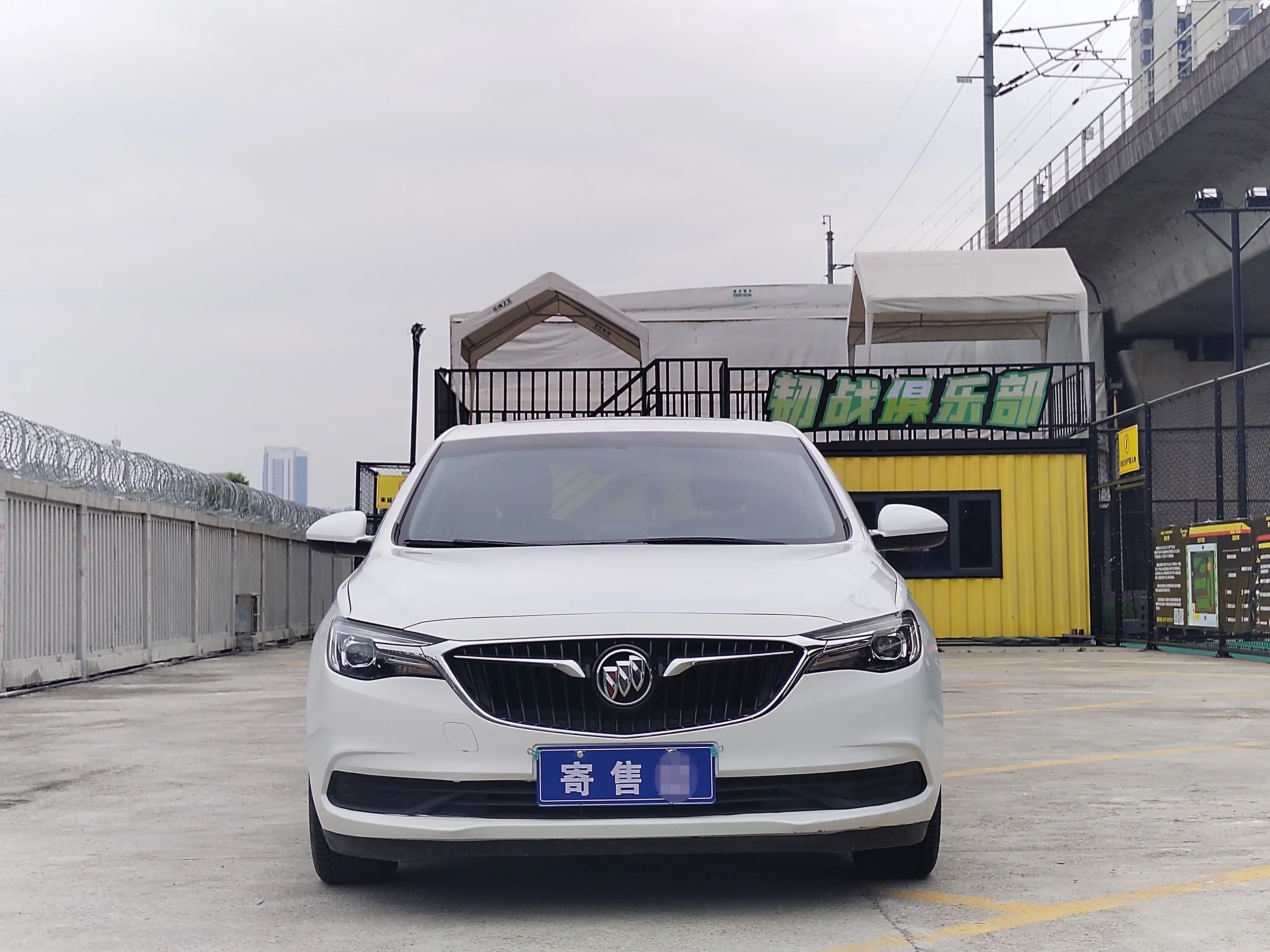 Buick Yinglang