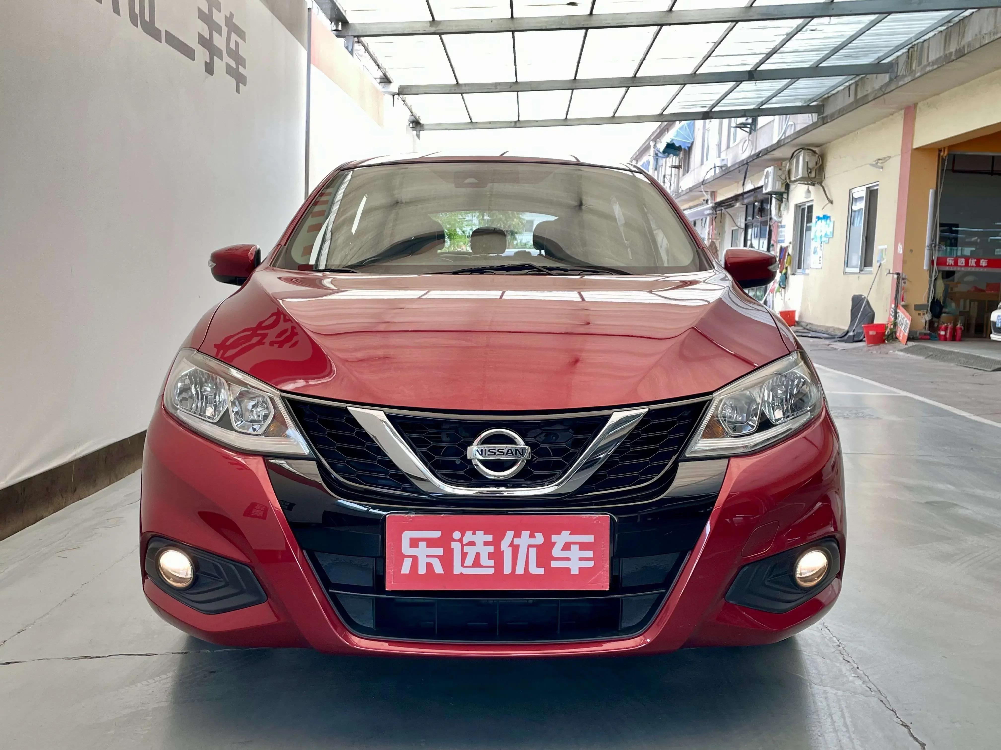Nissan Tiida