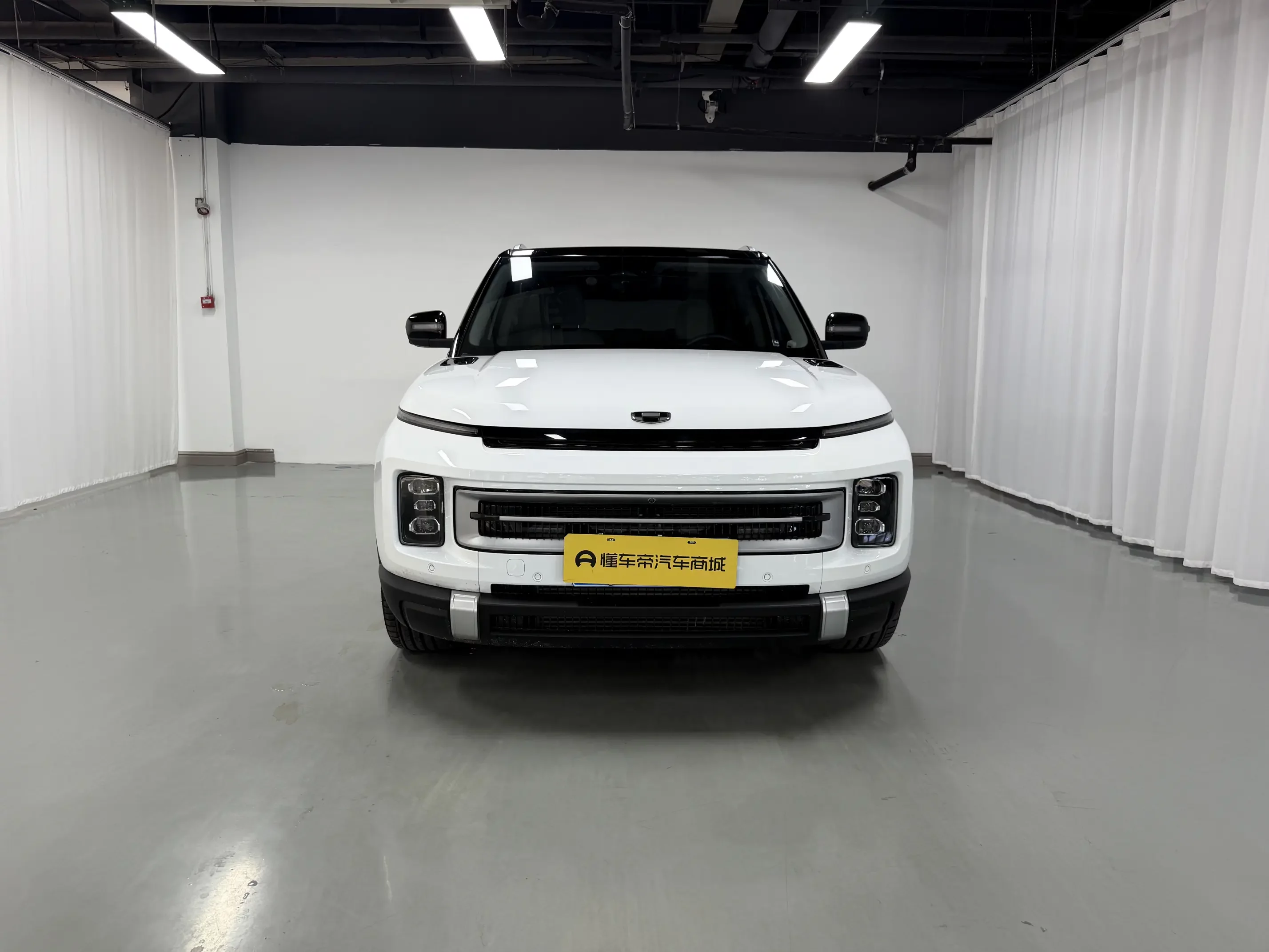 Geely ICON