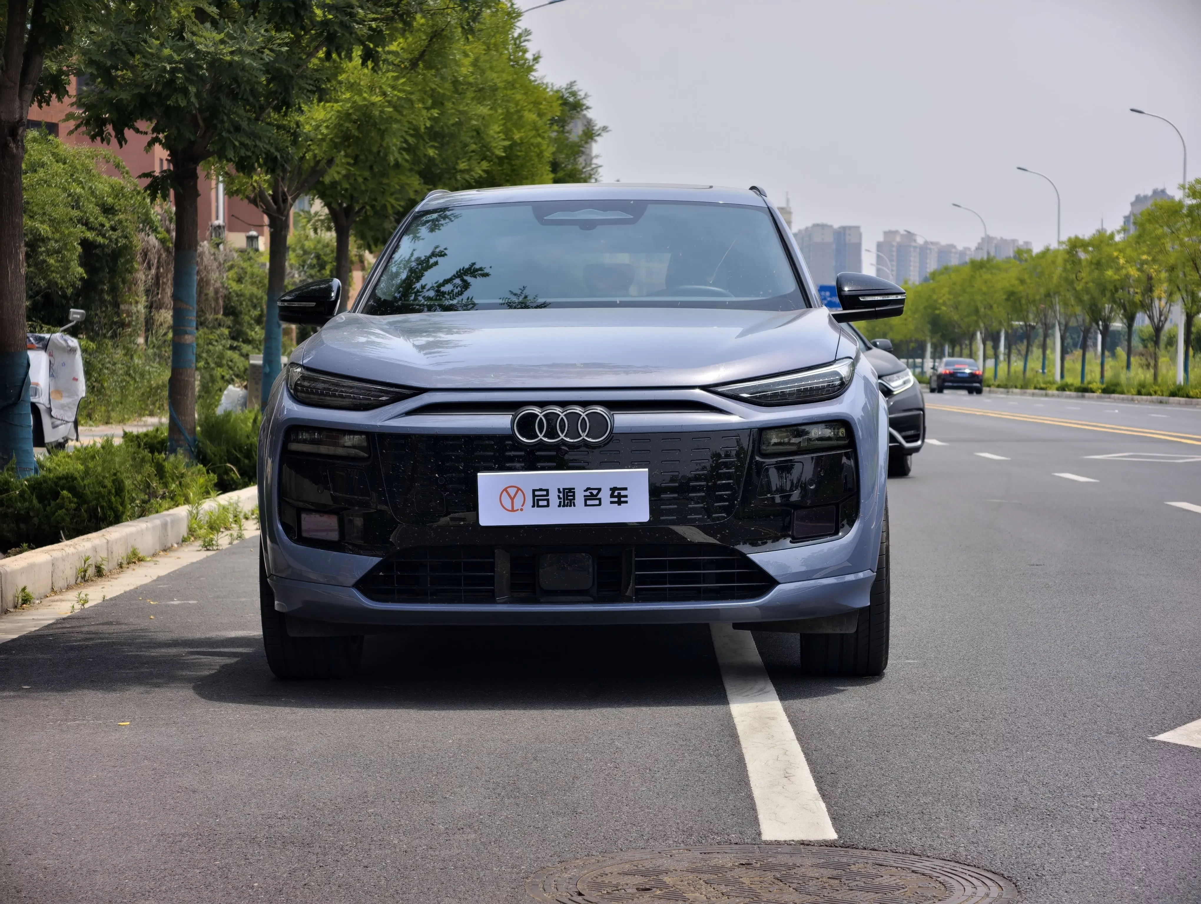 Audi Q6L e-tron