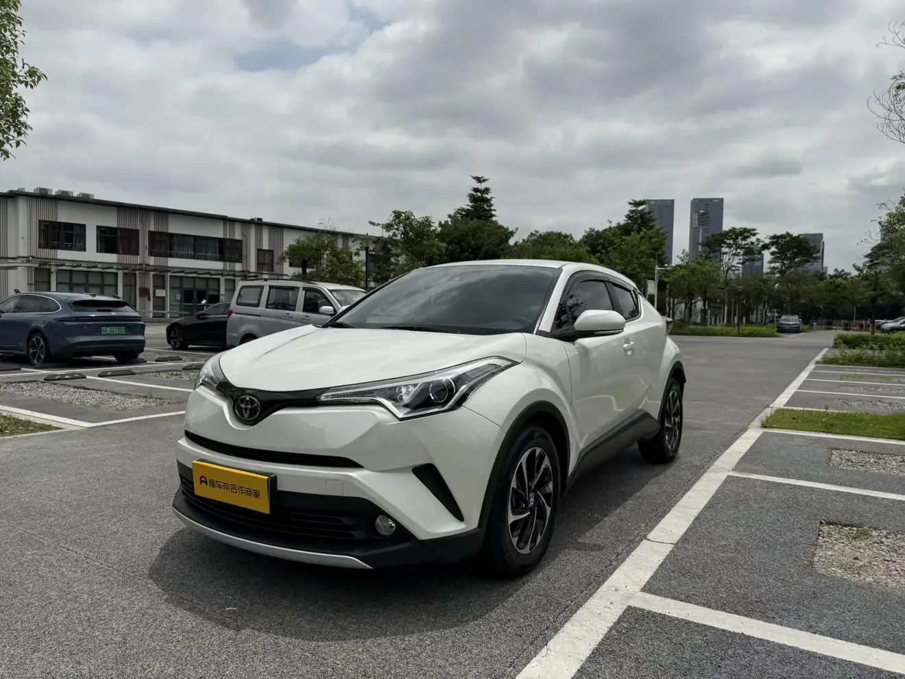 Toyota C-HR Hybrid