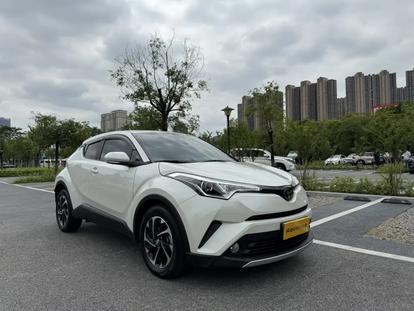 Toyota C-HR Hybrid