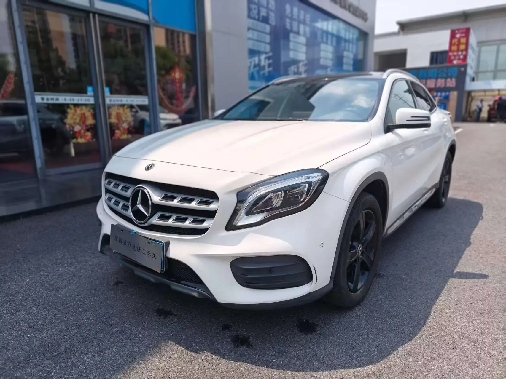 Mercedes-Benz GLA