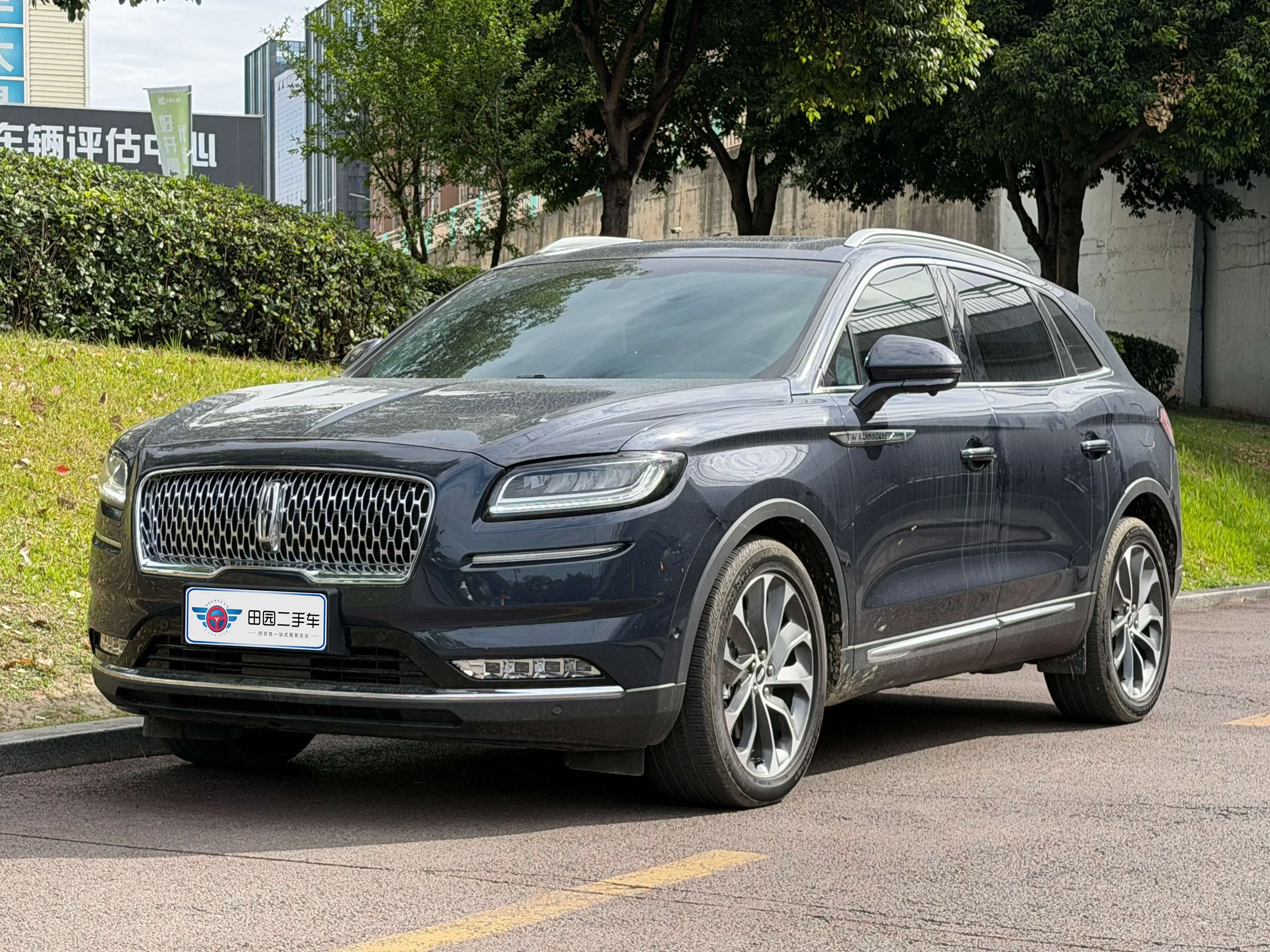 Lincoln navigator
