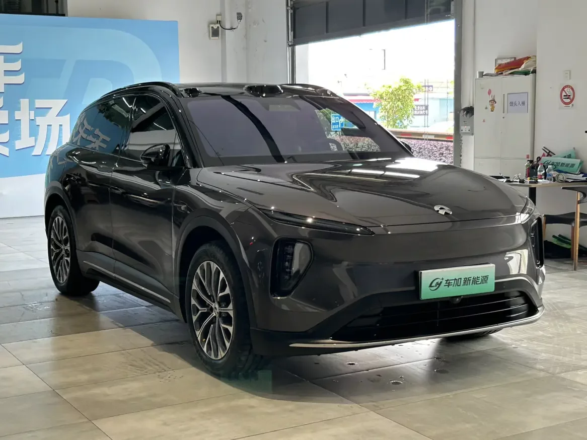 NIO ES6