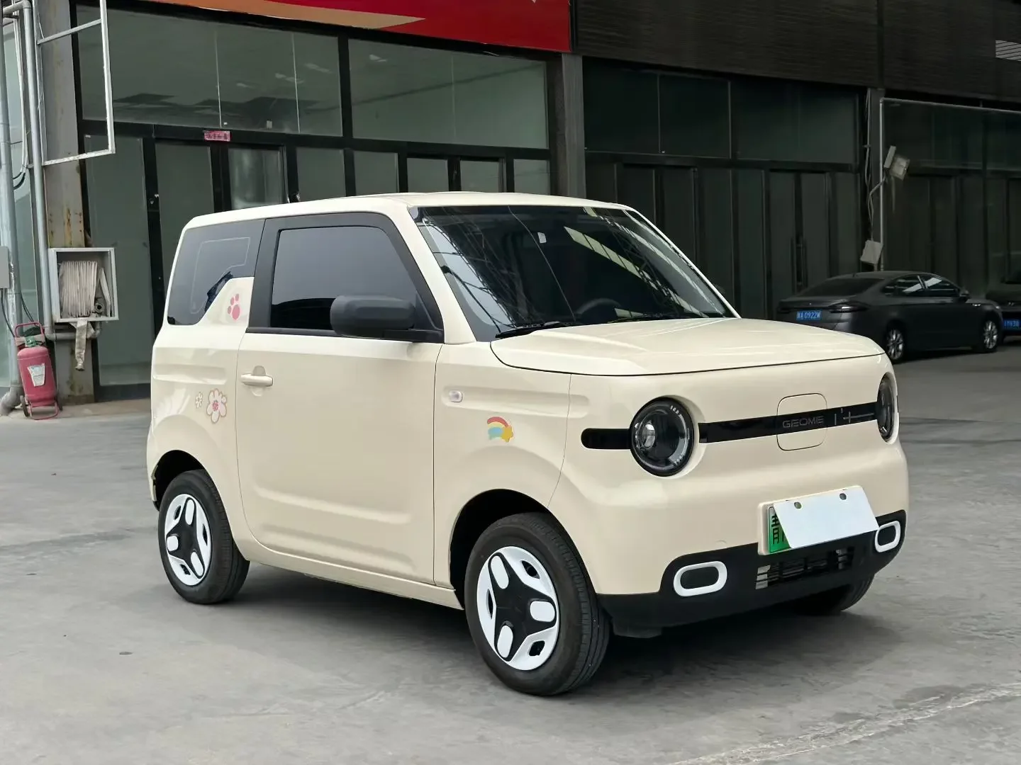Geely panda