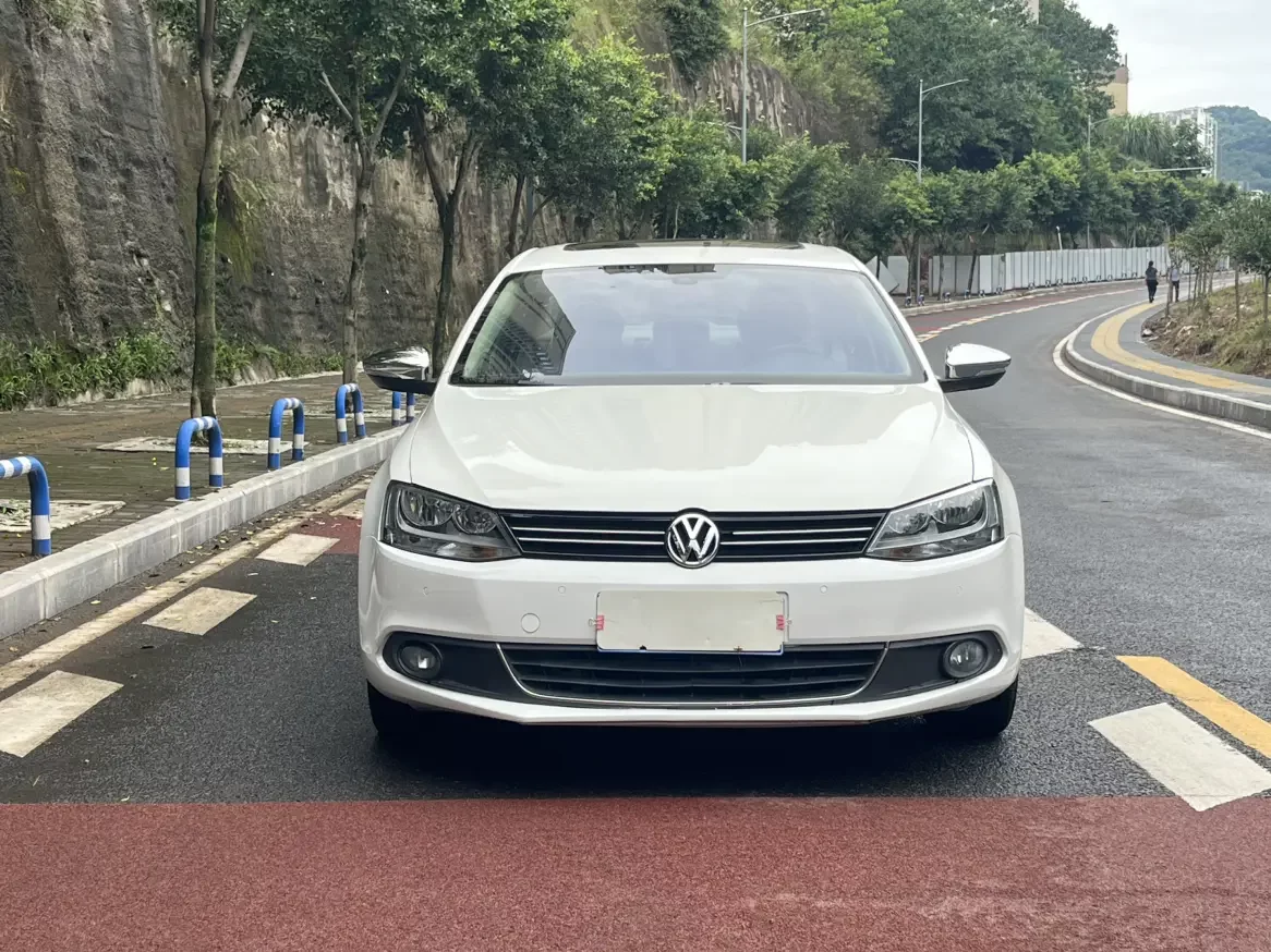 Volkswagen Sagitar