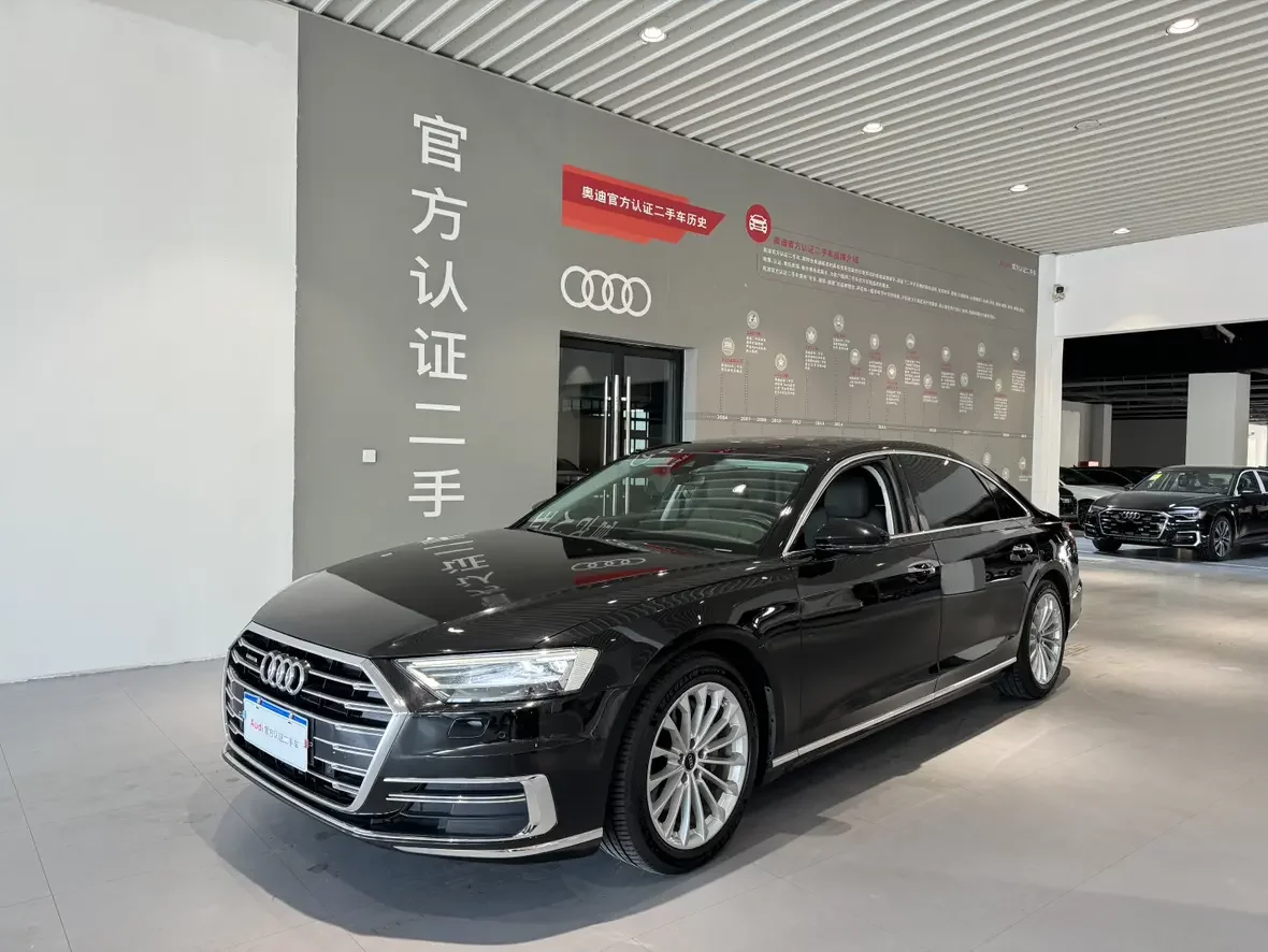 Audi A8