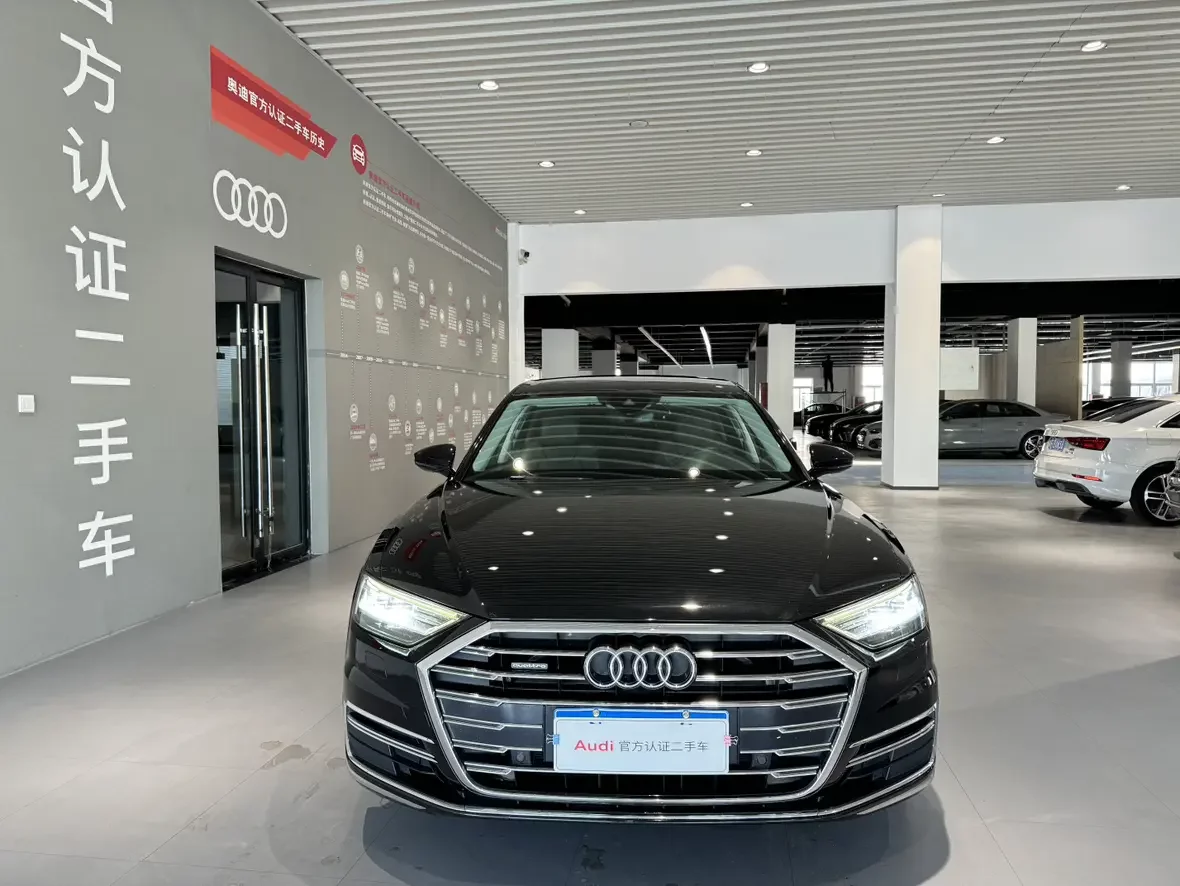 Audi A8