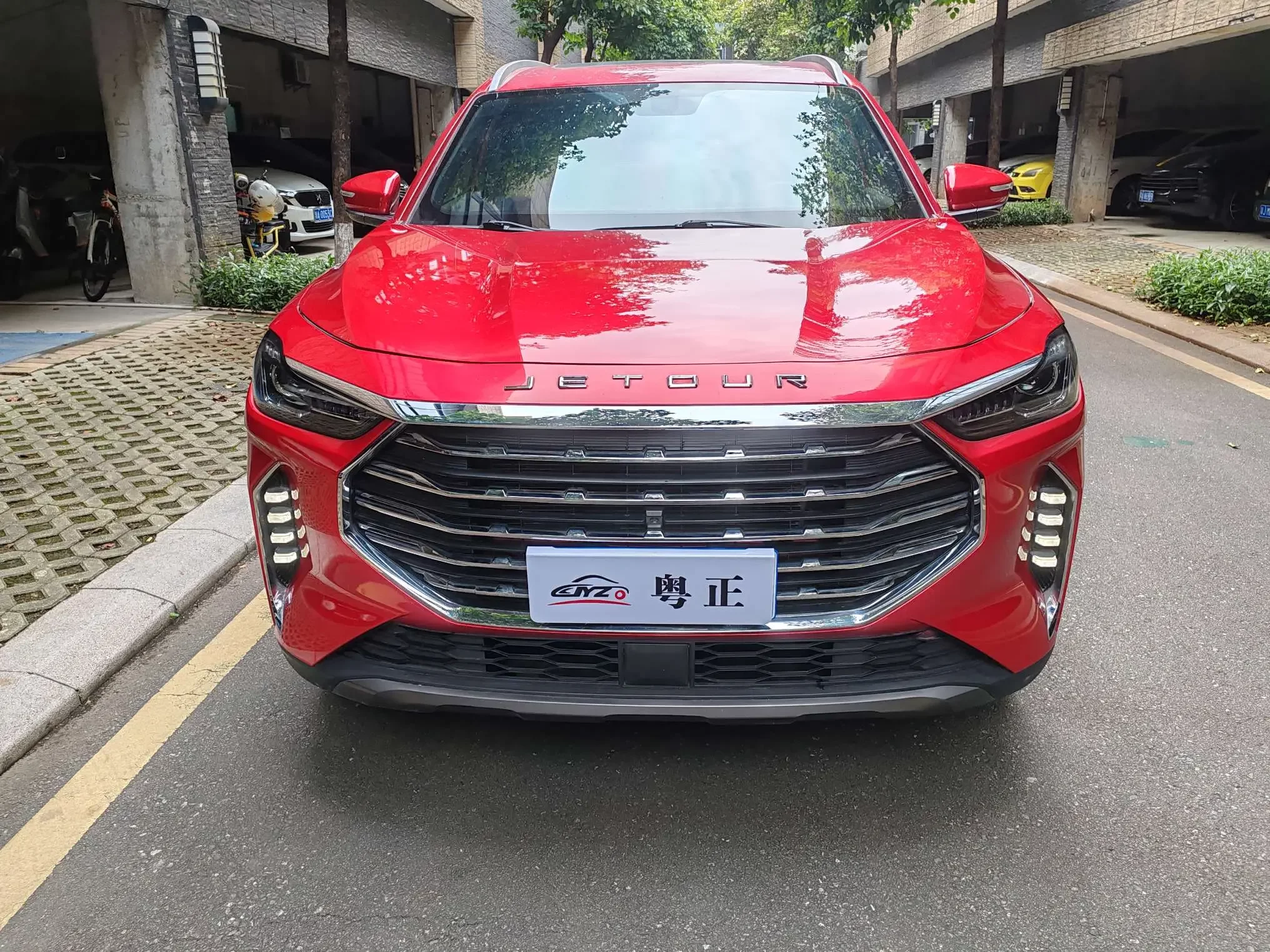 Jetour Jietu X70 PLUS  из Китая