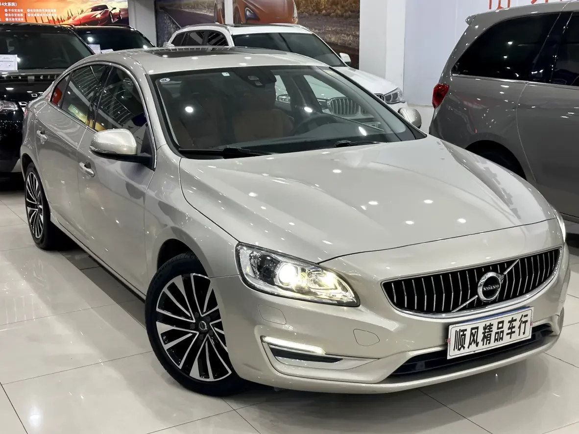 Volvo S60