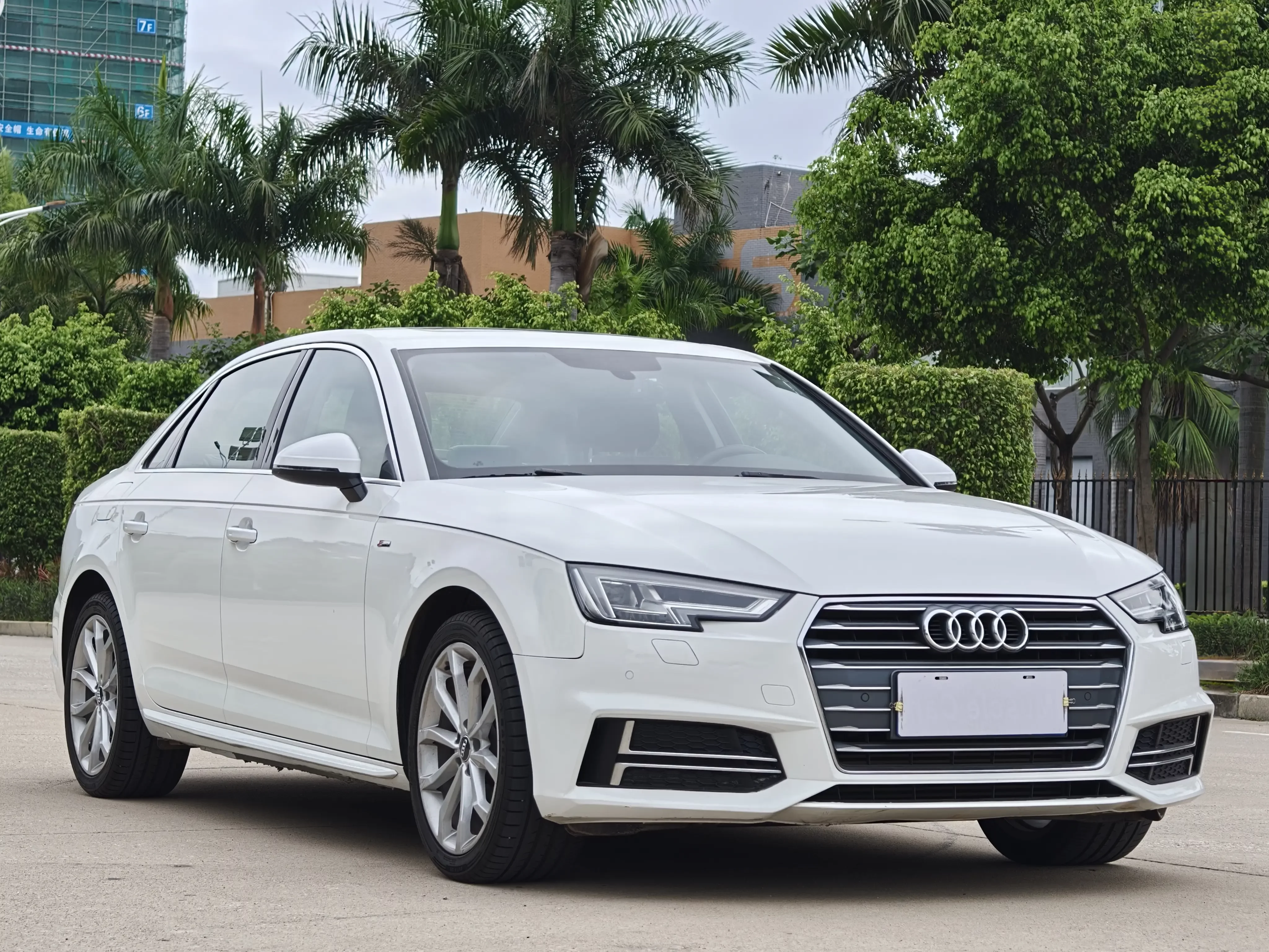 Audi A4L