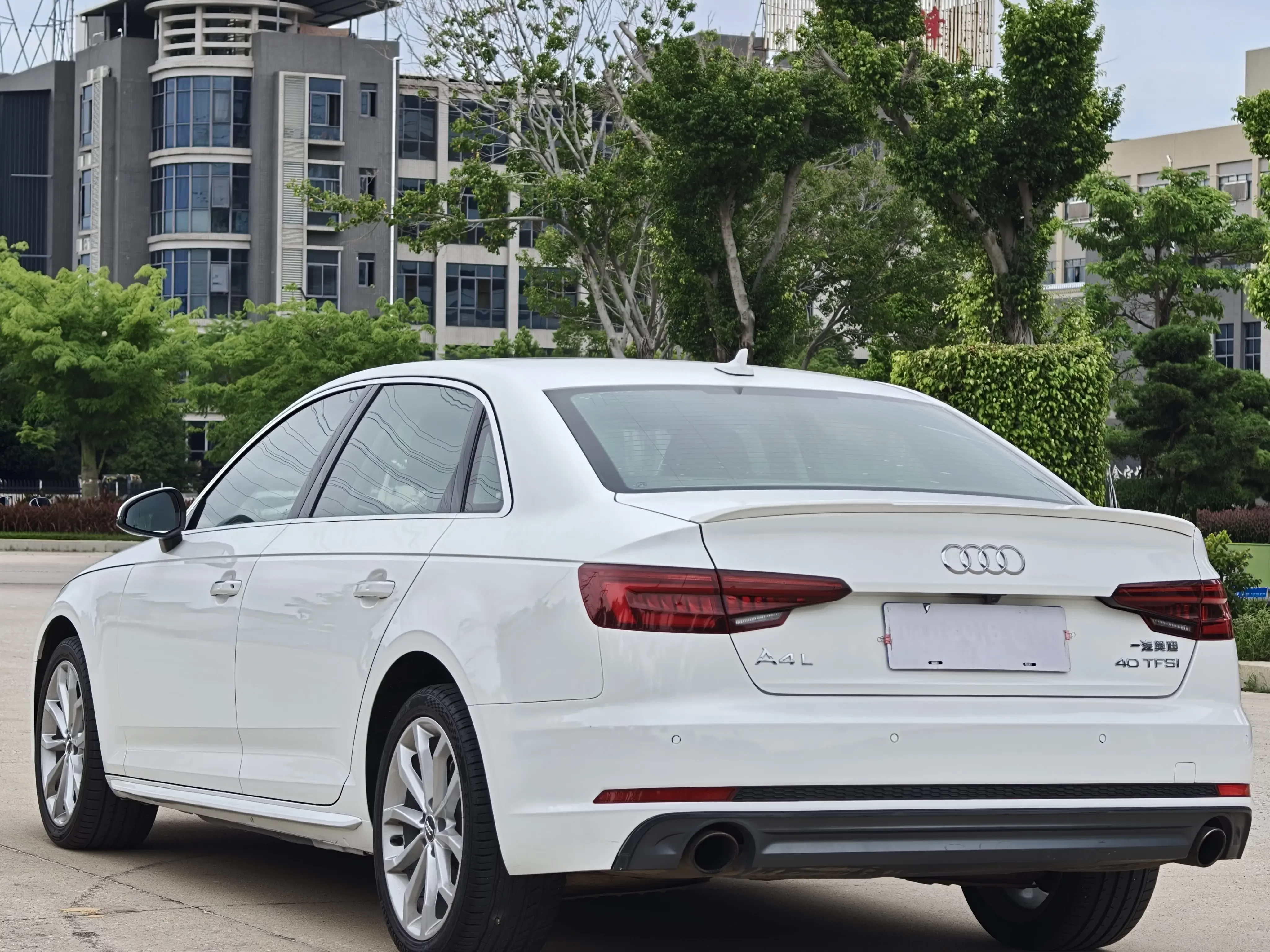 Audi A4L