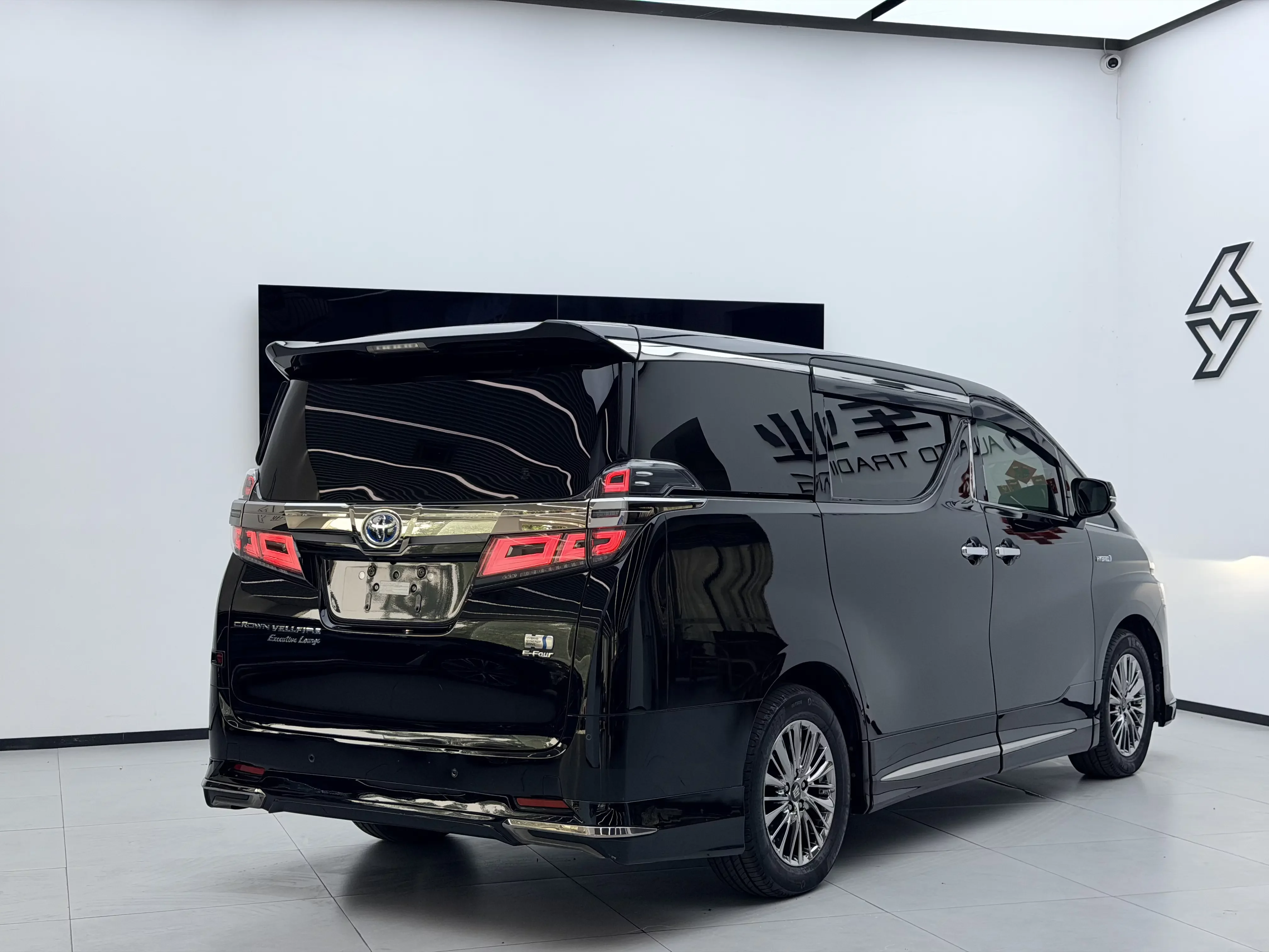 Toyota Crown Wellfire