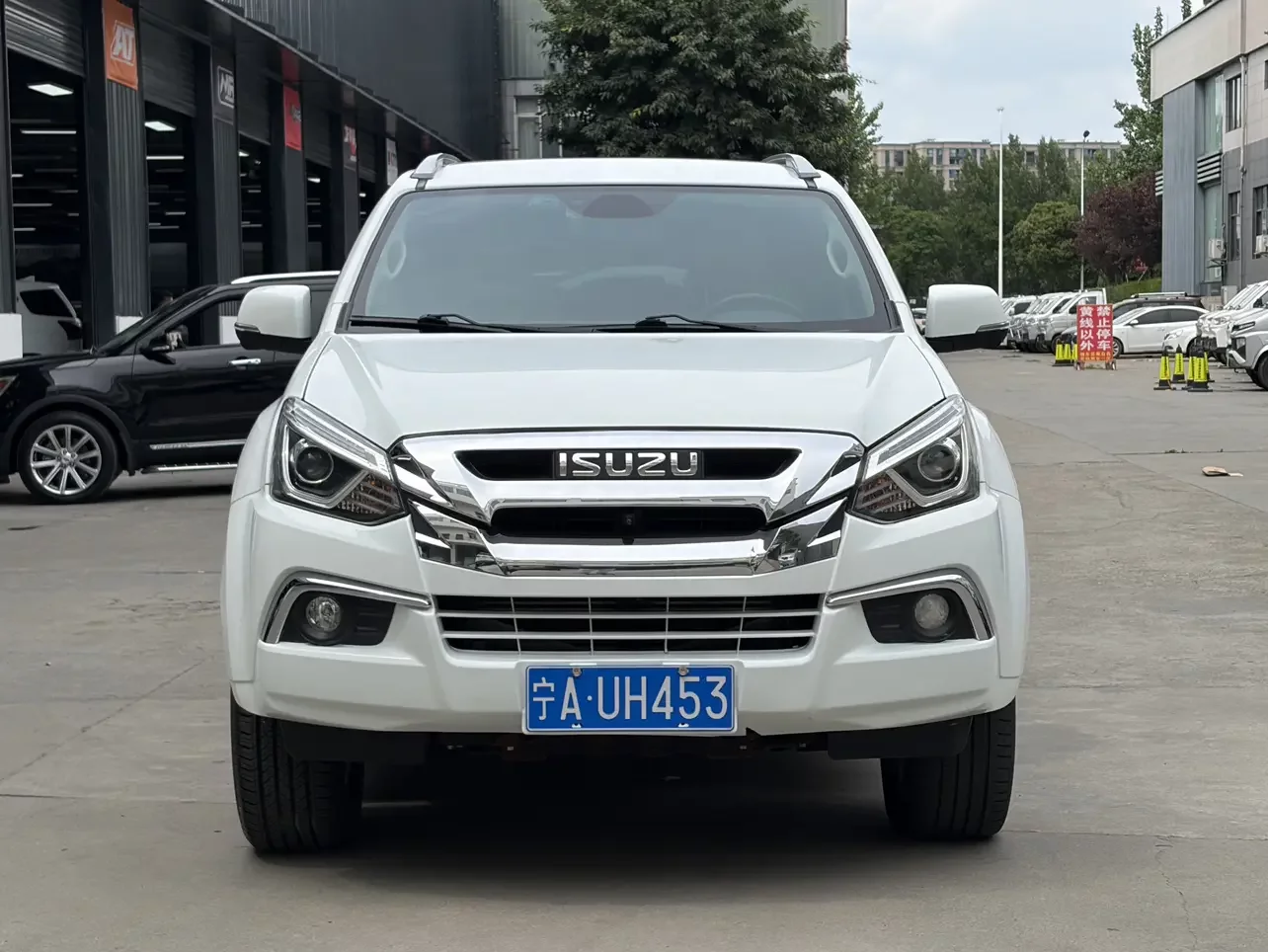 Isuzu mu-X Shepherd