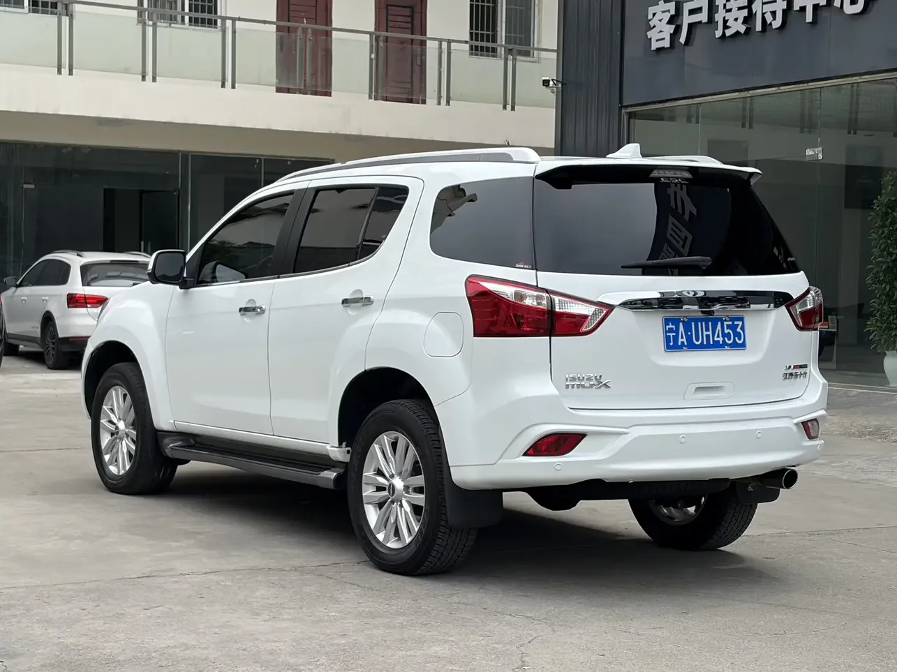 Isuzu mu-X Shepherd