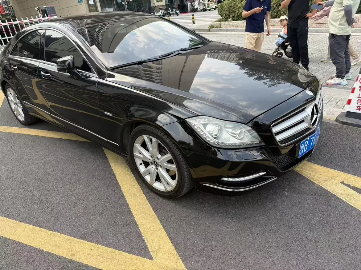 Mercedes-Benz CLS