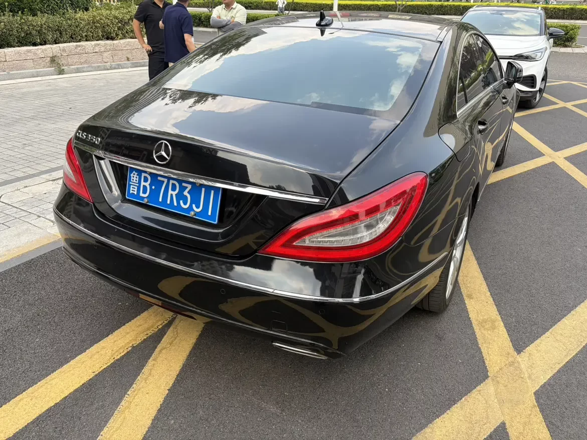 Mercedes-Benz CLS