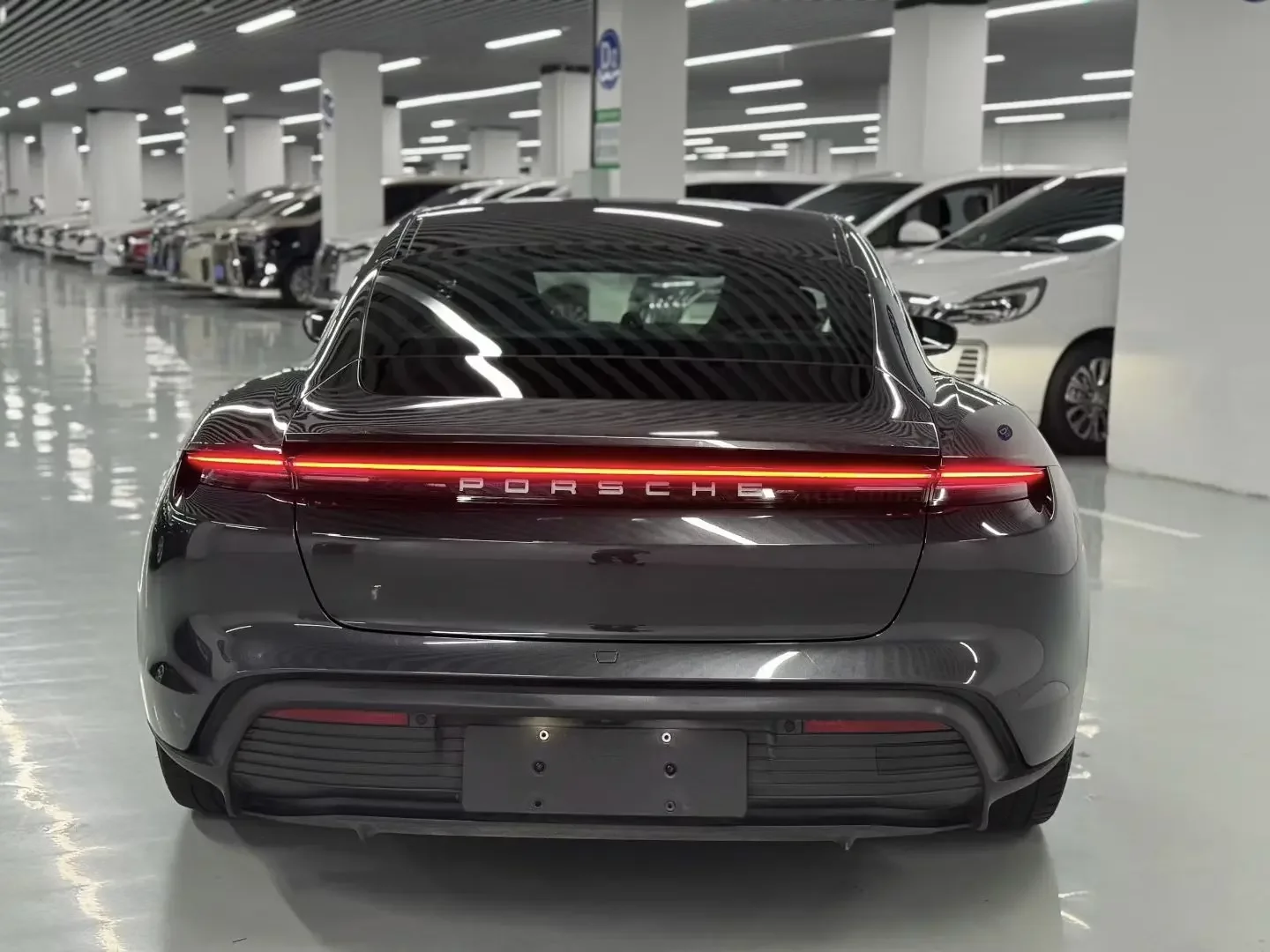 Porsche Taycan