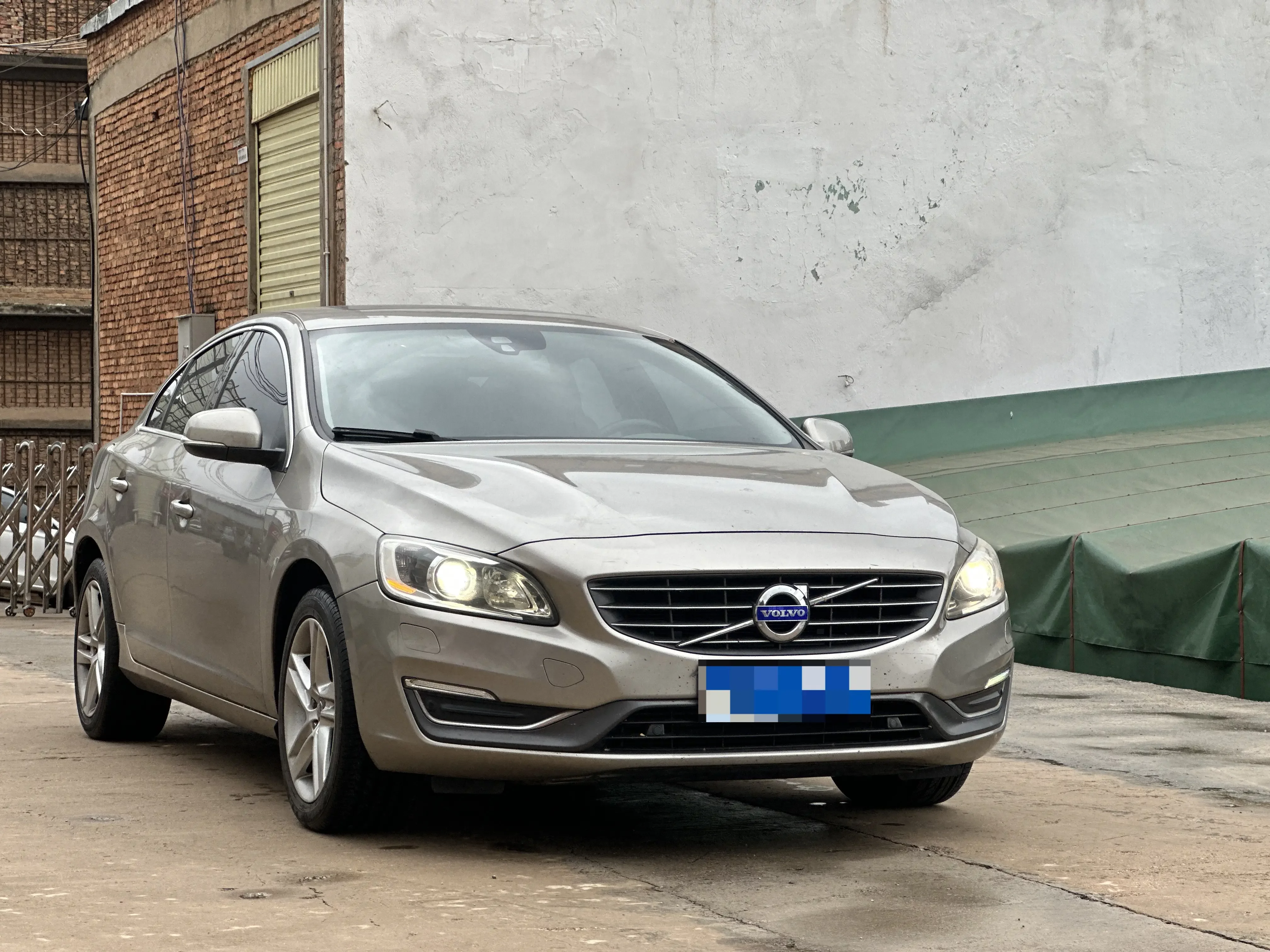 Volvo S60