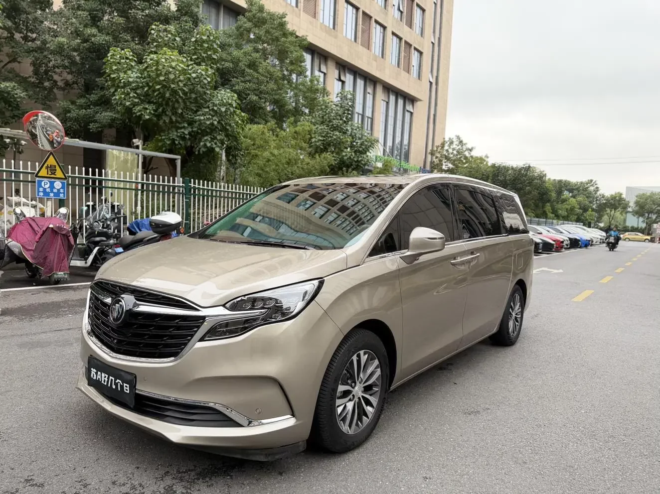 Buick GL8