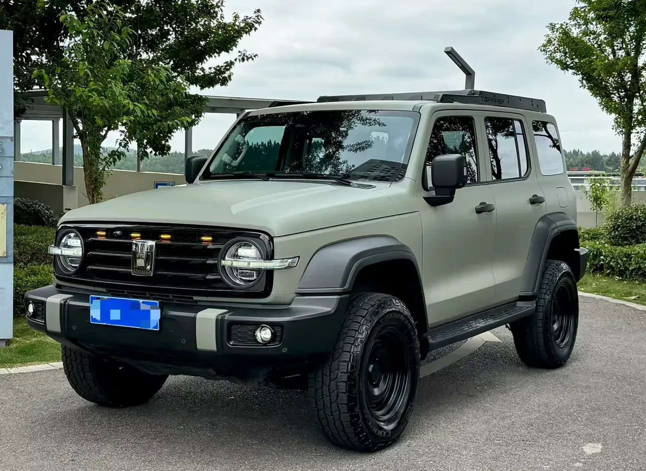Tank 300