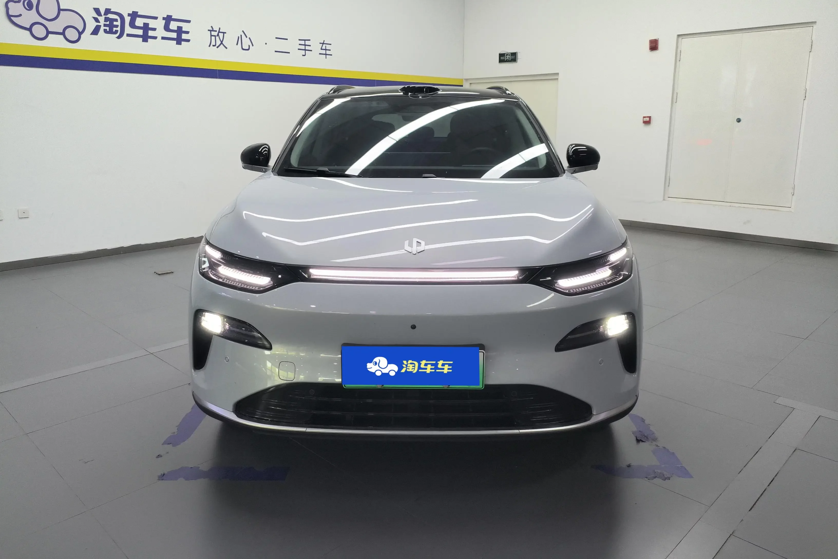 Leapmotor Zero running C11