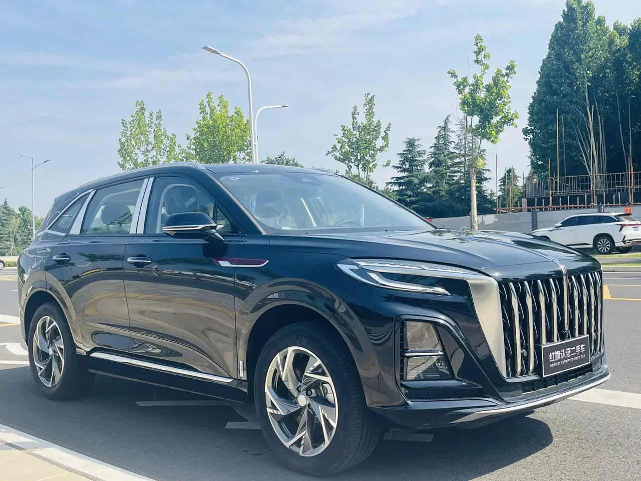Hongqi HS3 PHEV