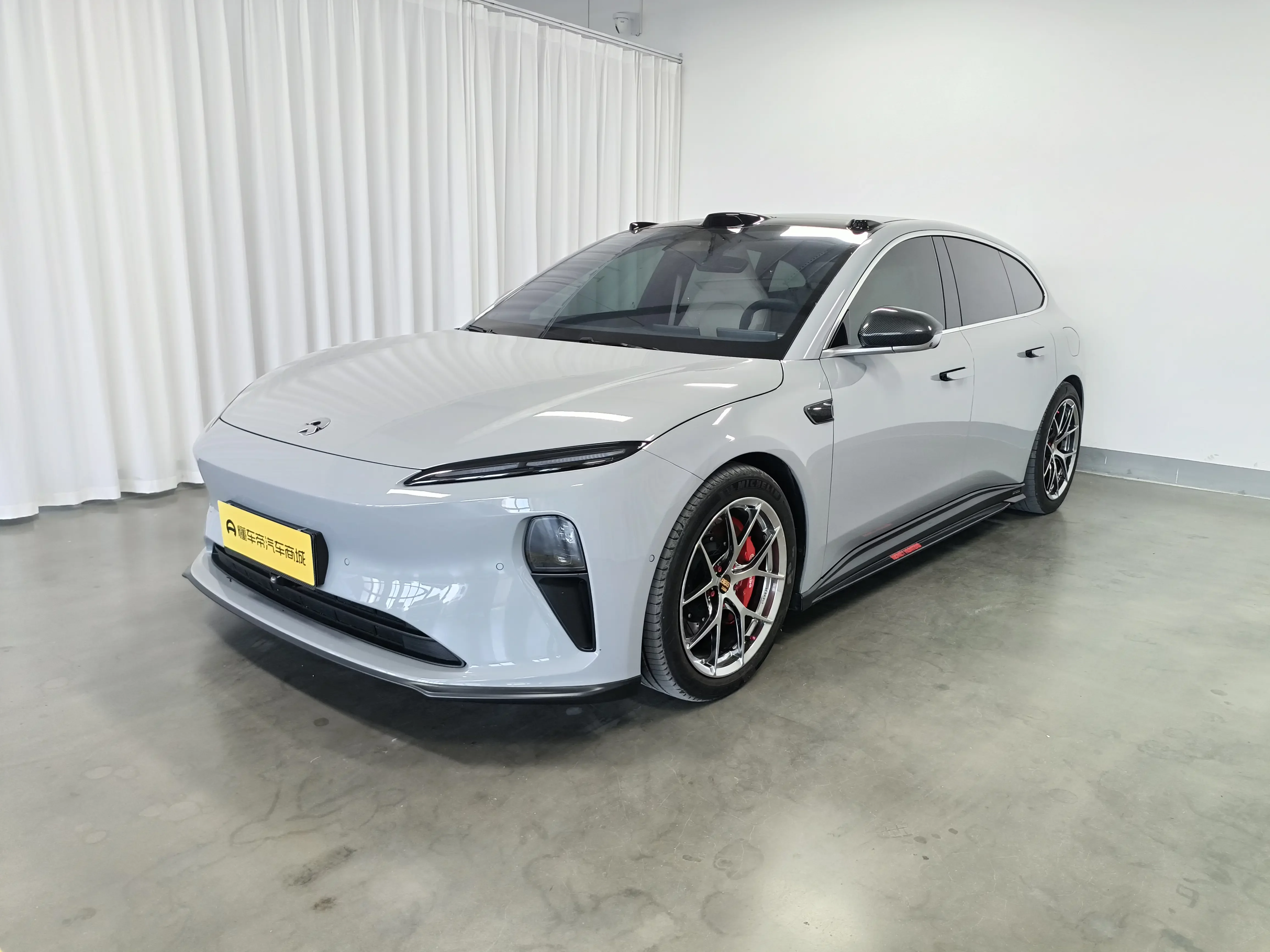 NIO ET5T  из Китая
