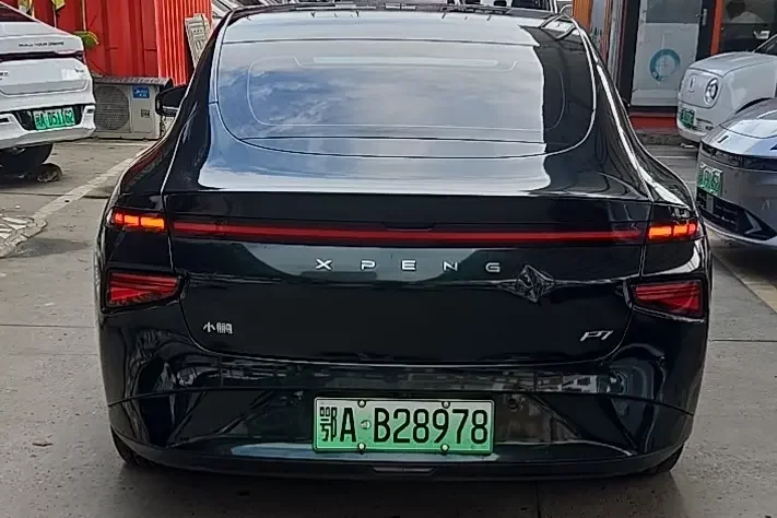 Xpeng P7