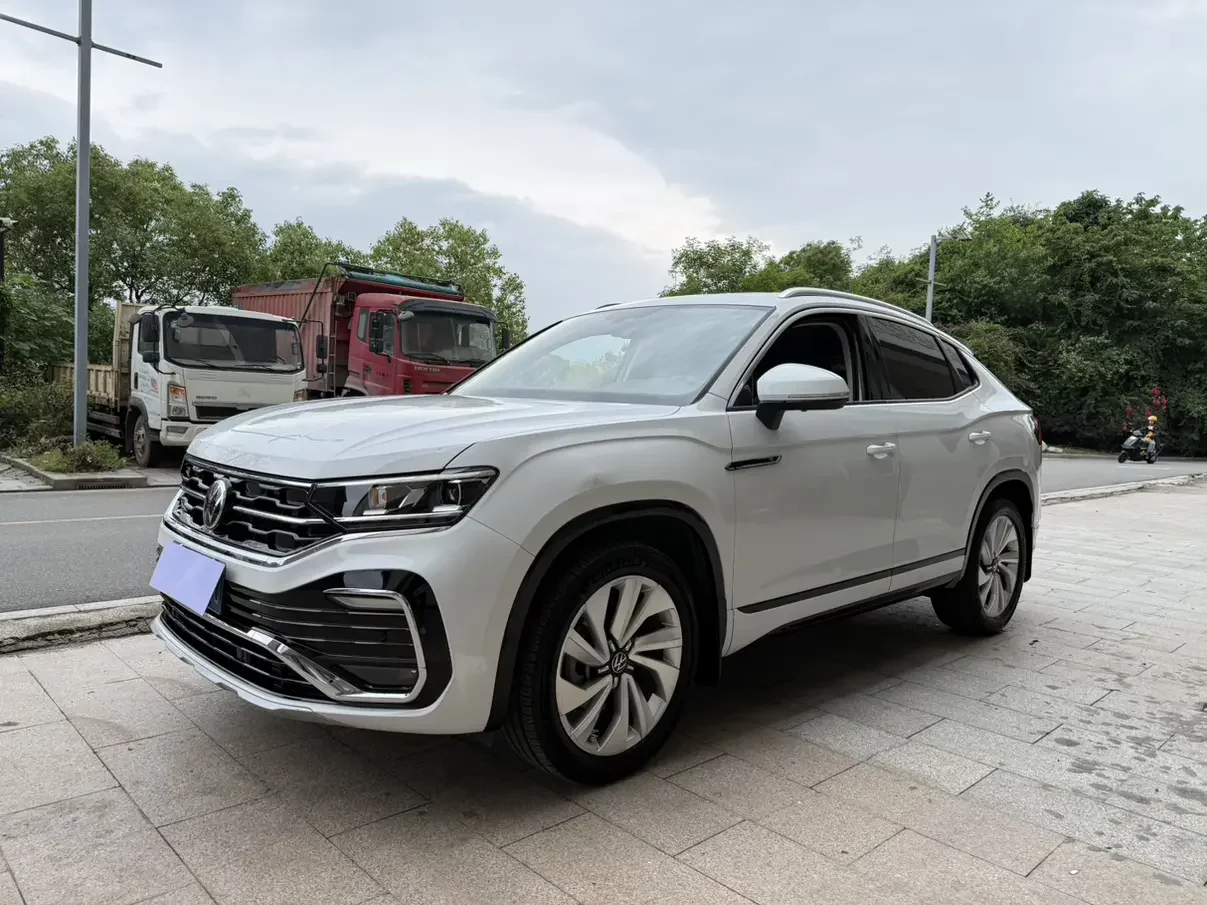 Volkswagen Tayron X