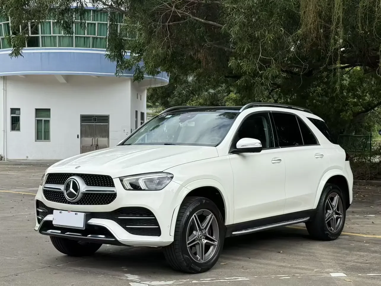 Mercedes-Benz GLE (Imported)